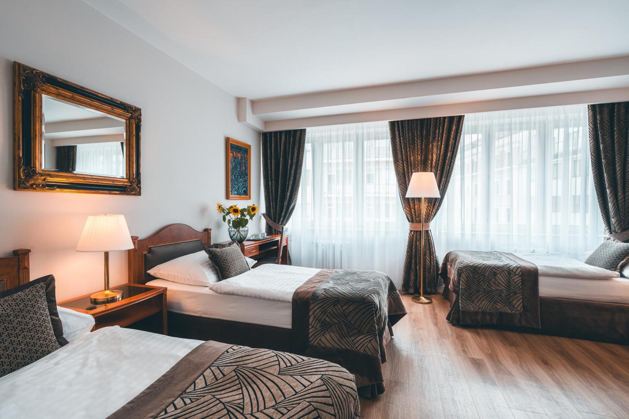 Triple Room