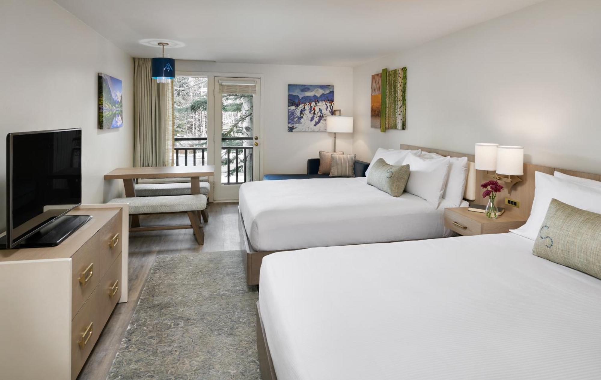 Deluxe Queen Room