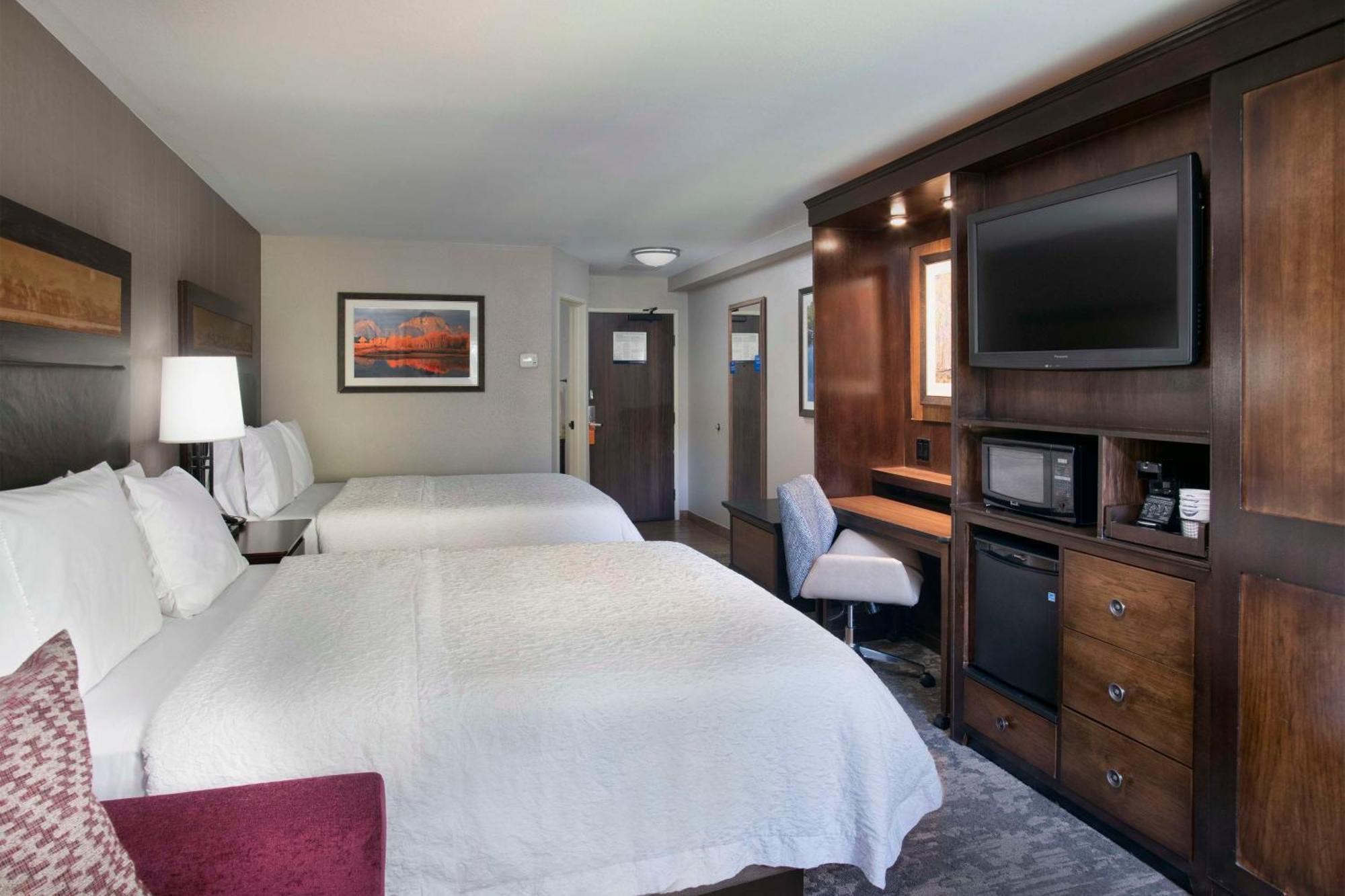 Queen Room Two Queen Beds Sofa Bed
