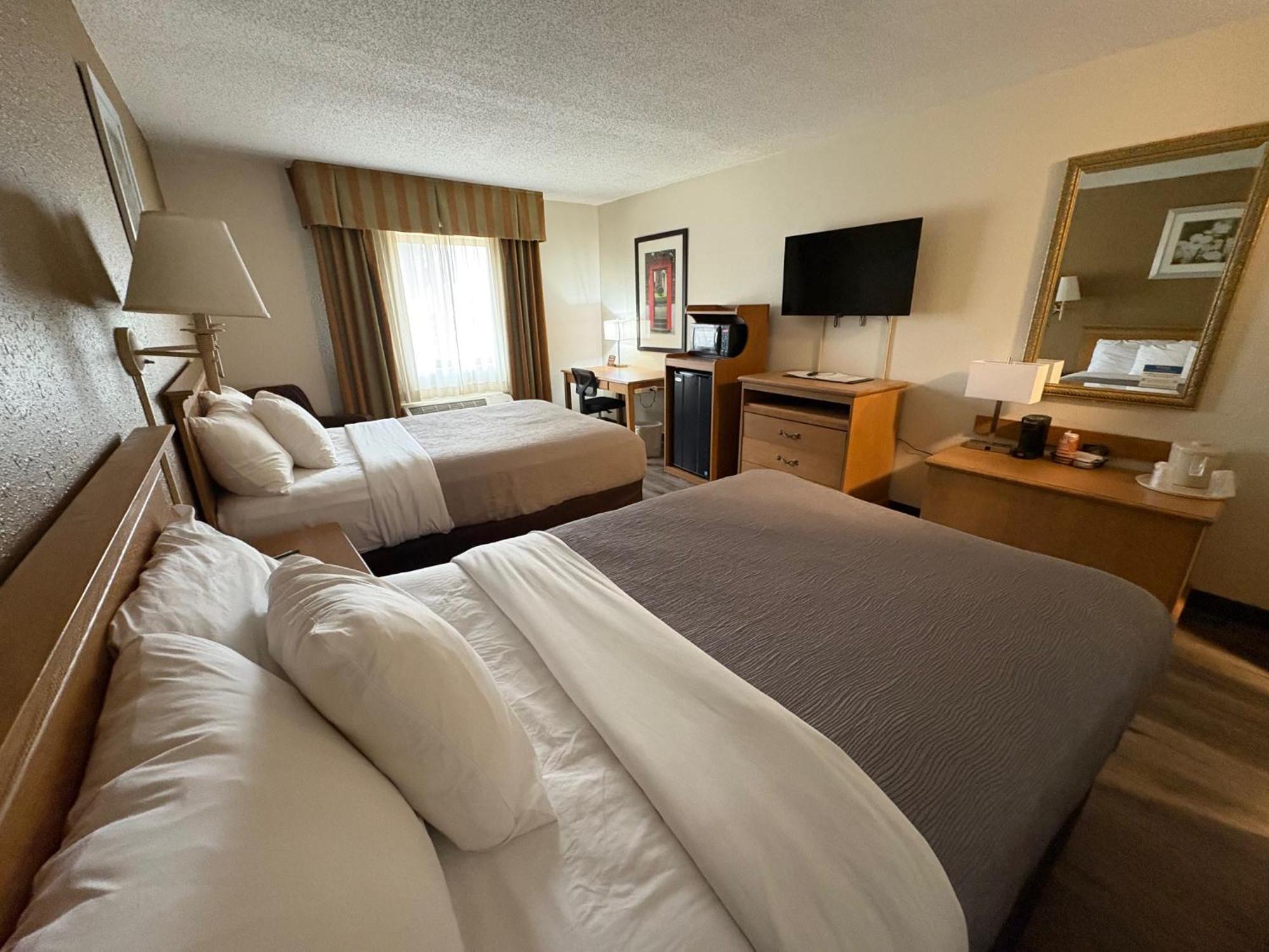 Room Two Double Beds Non-Smoking