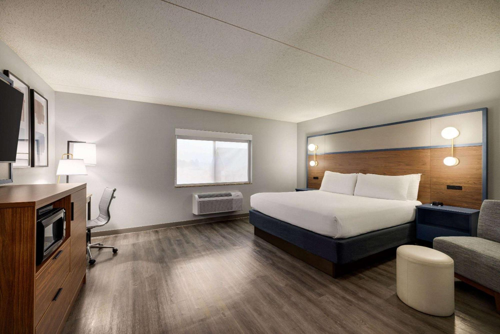 King Room Mobility Access