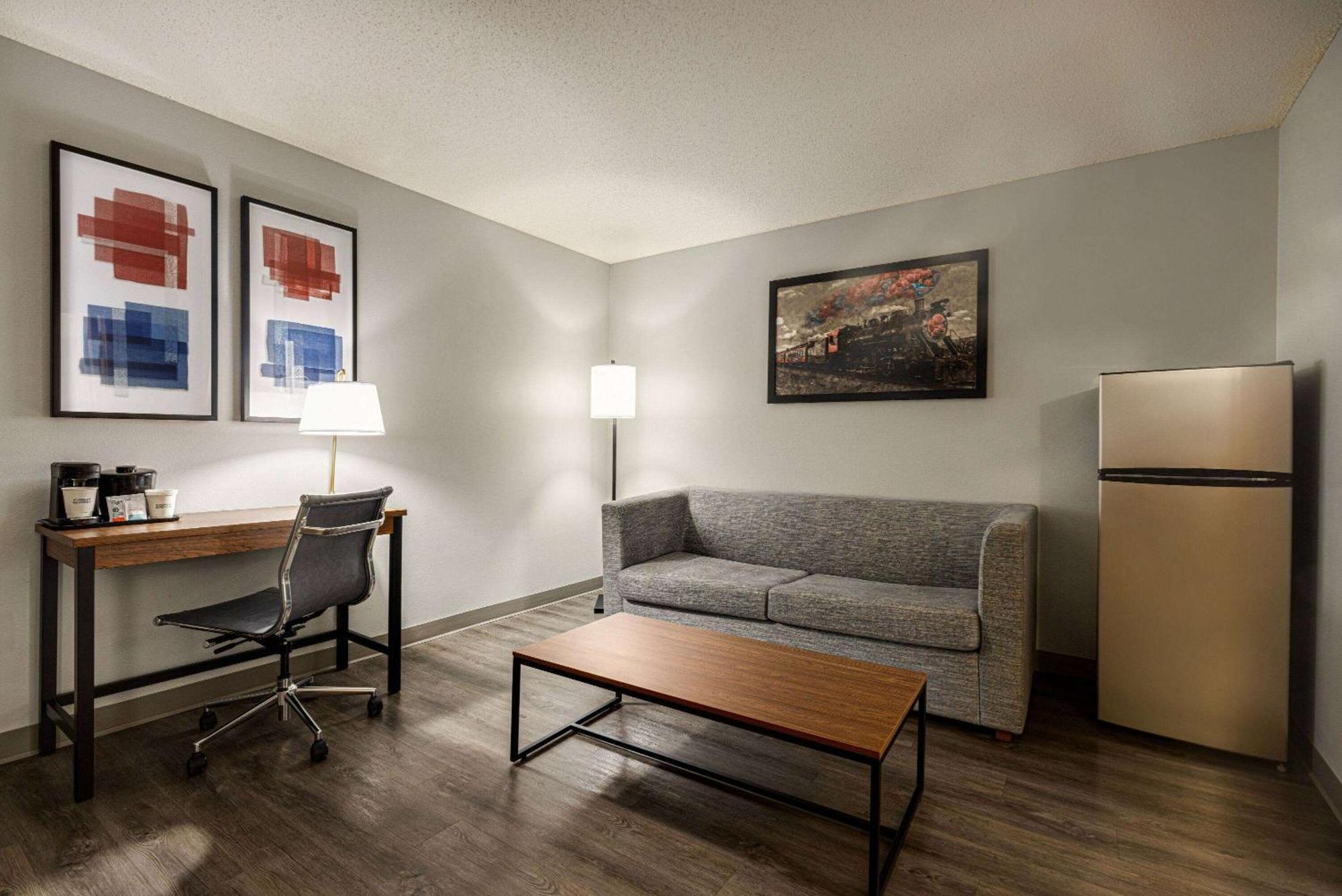 Superior King Studio Suite