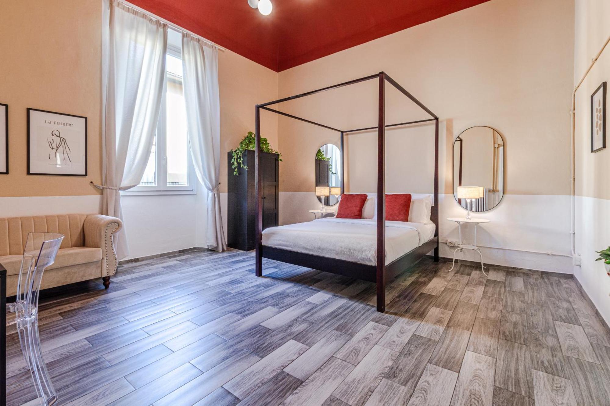 Double Room Private External Bathroom