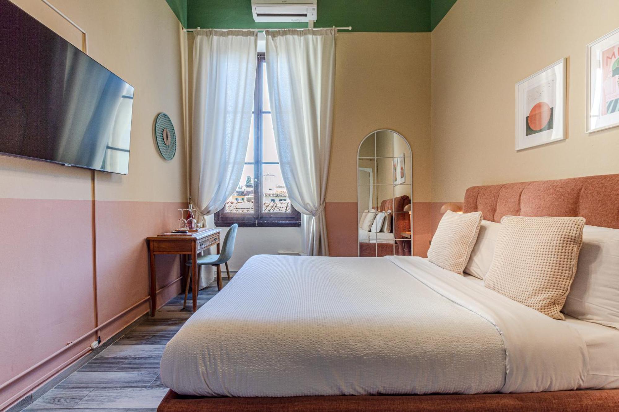 Double Room Private Bathroom