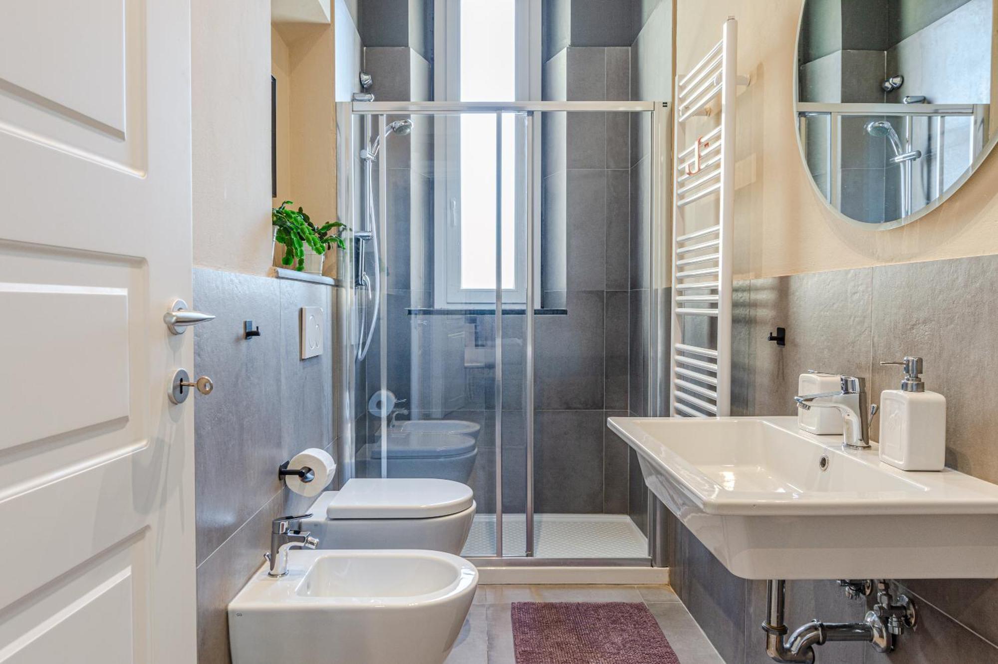 Double Room Private External Bathroom