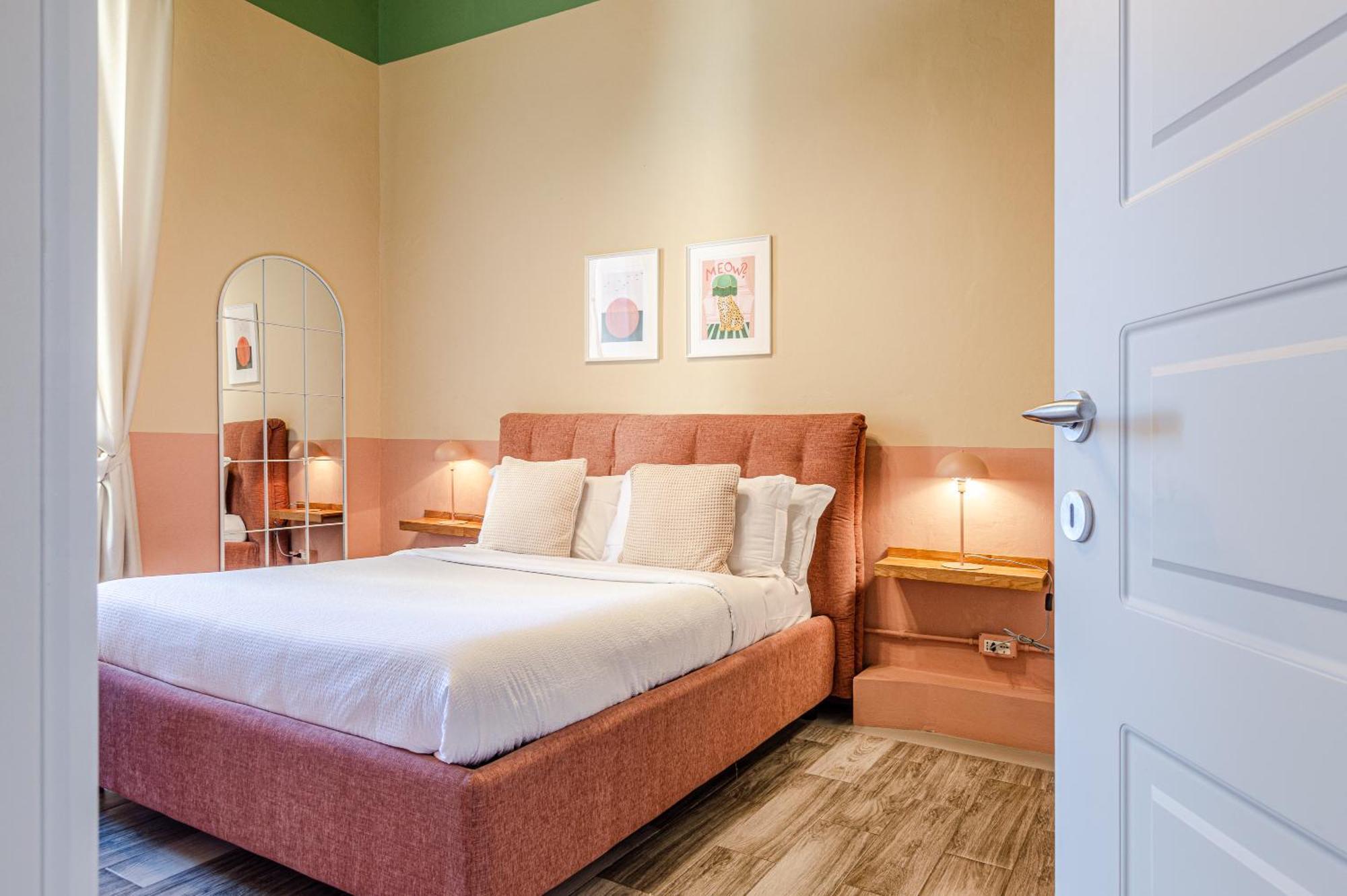 Double Room Private Bathroom
