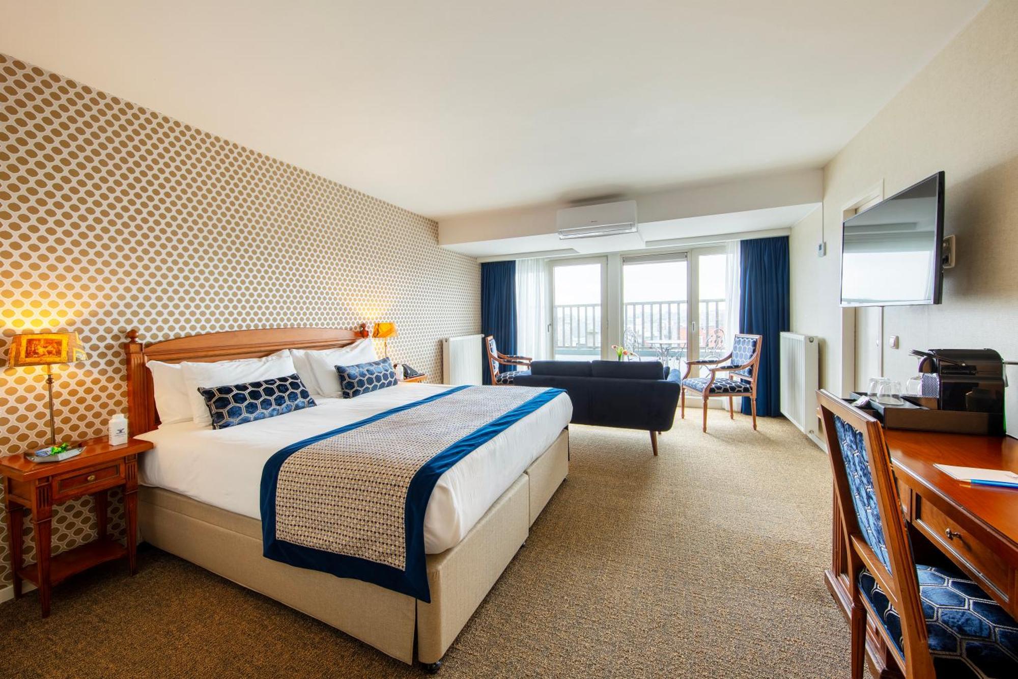 Superior Balcony Room