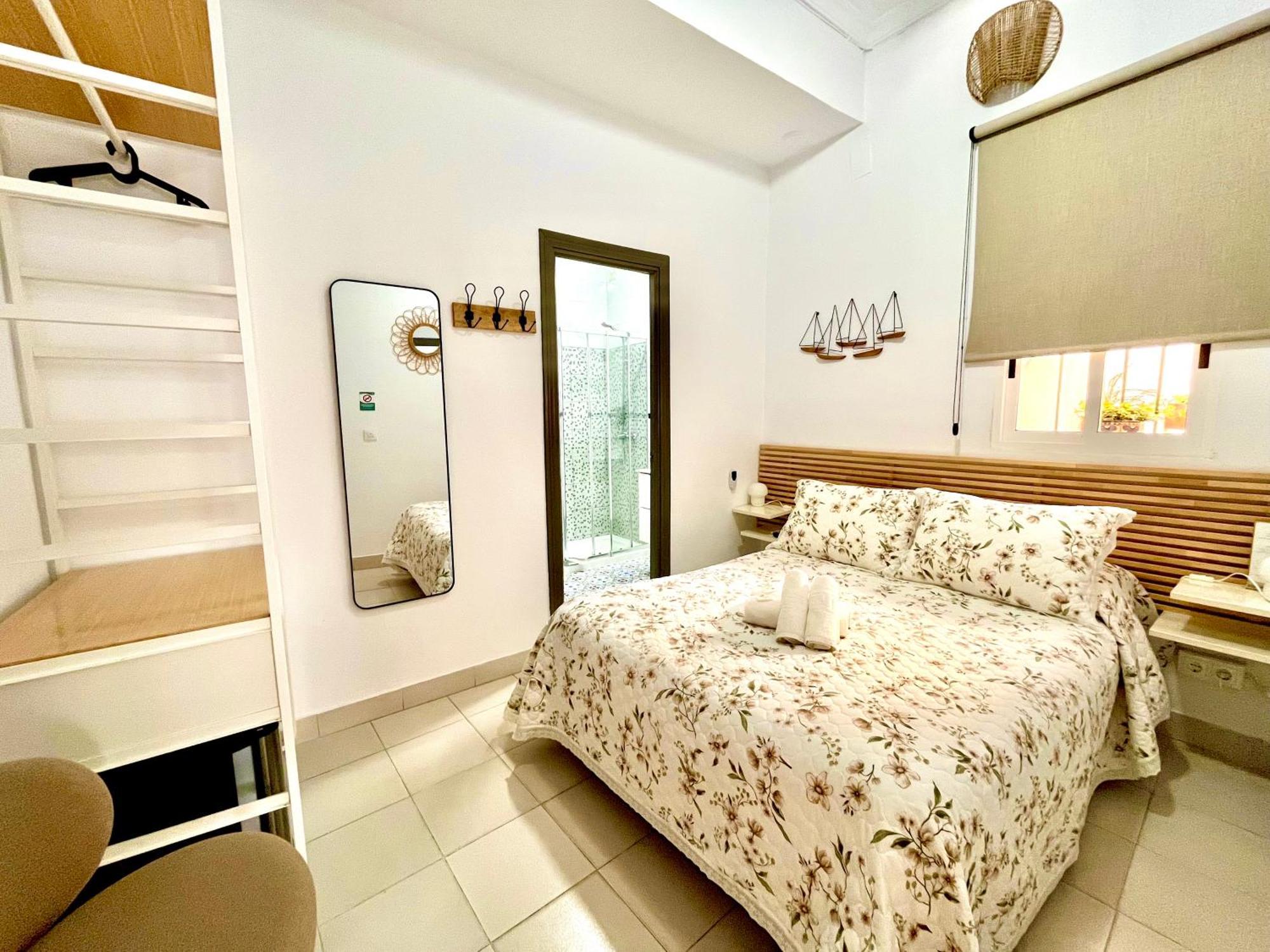 Interior Budget Double Room,1651729790:JPEG