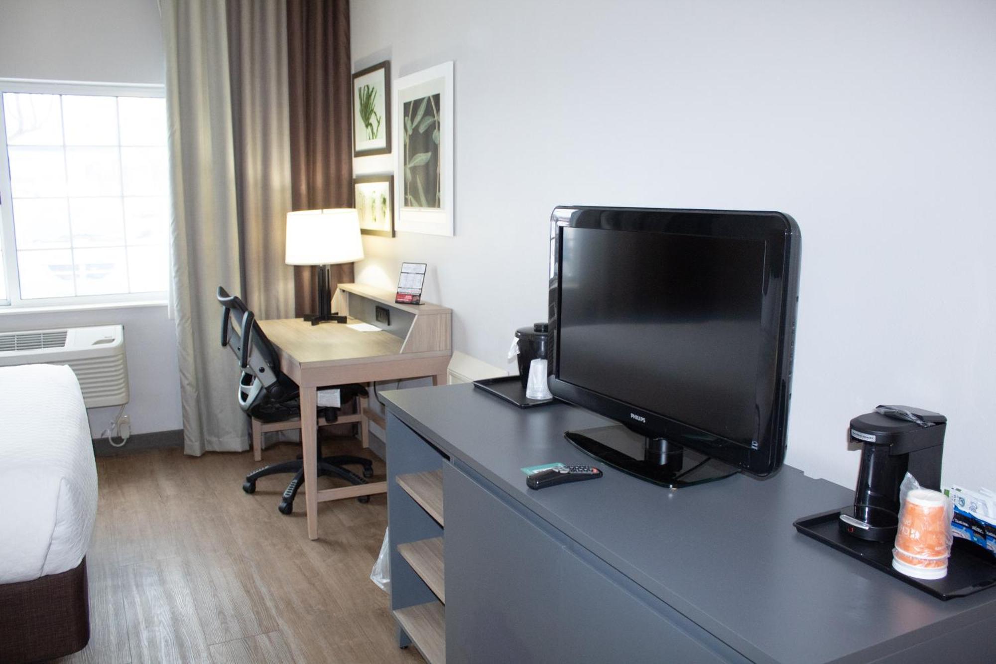 Queen Room Two Queen Beds Disability Access