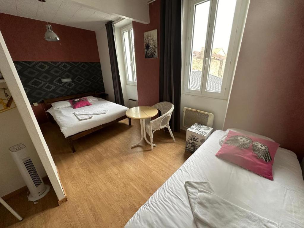 Standard Triple Room,1651750514:JPEG