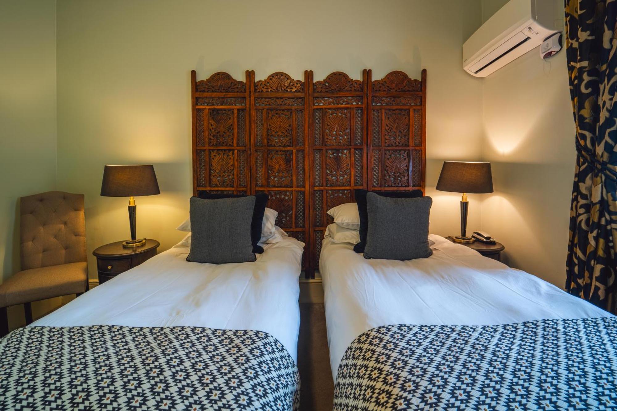 Luxury Twin Room