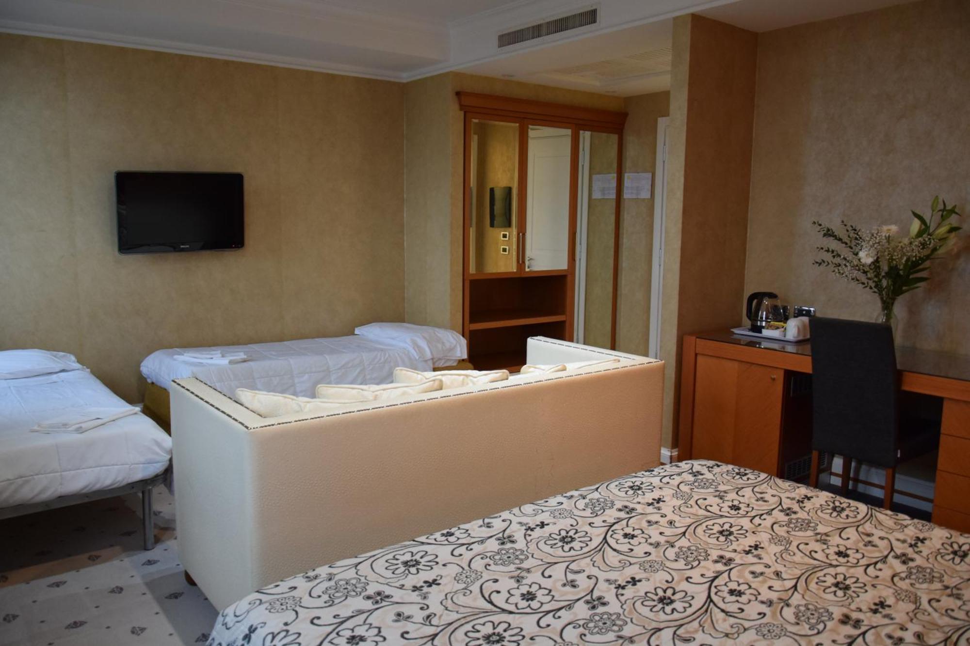 Superior Quadruple Room