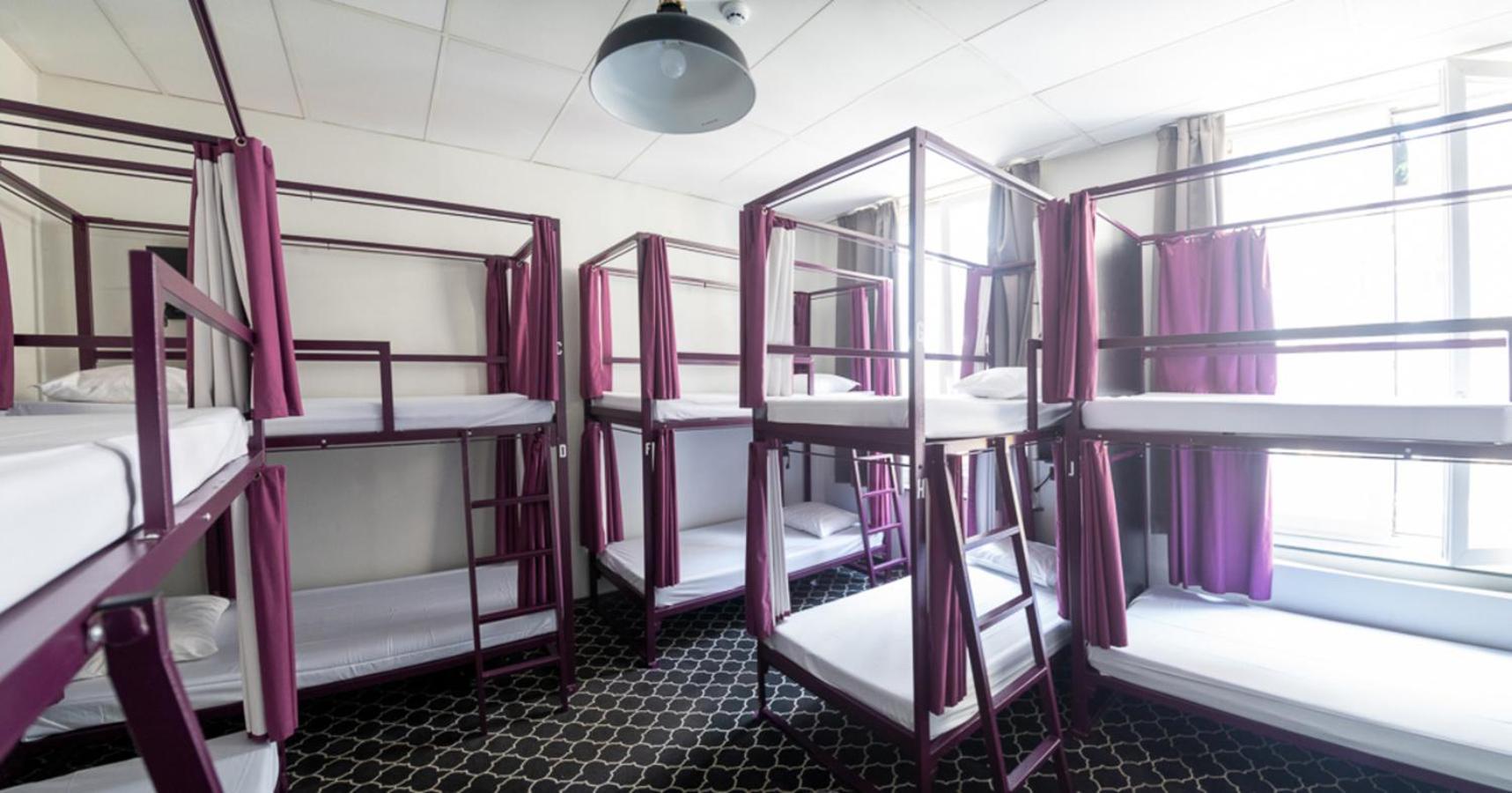Bed 10-Bed Mixed Dorm Ensuite