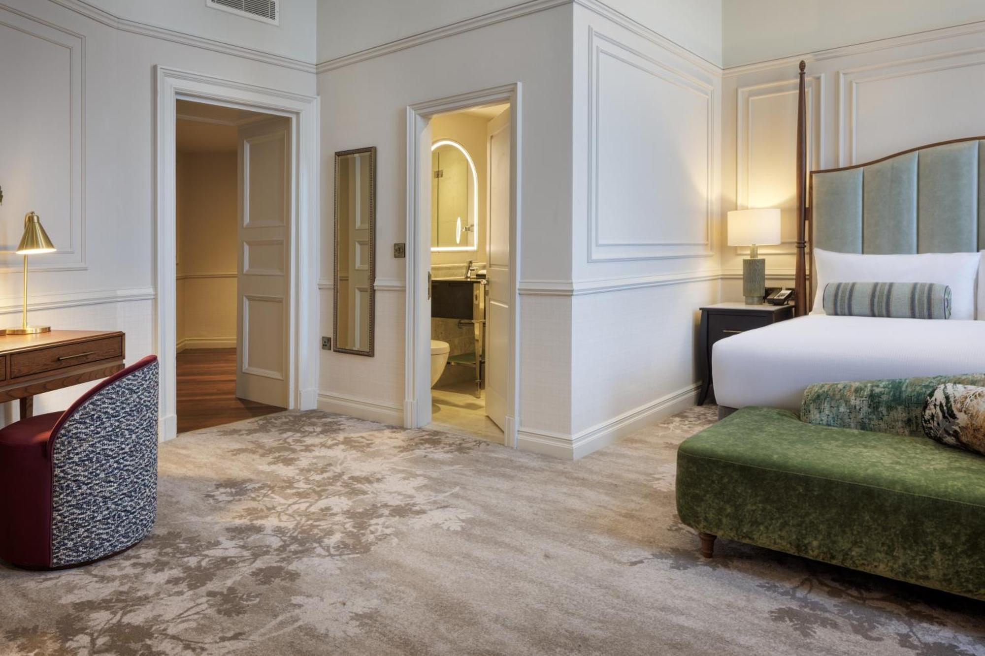 Premier King Room