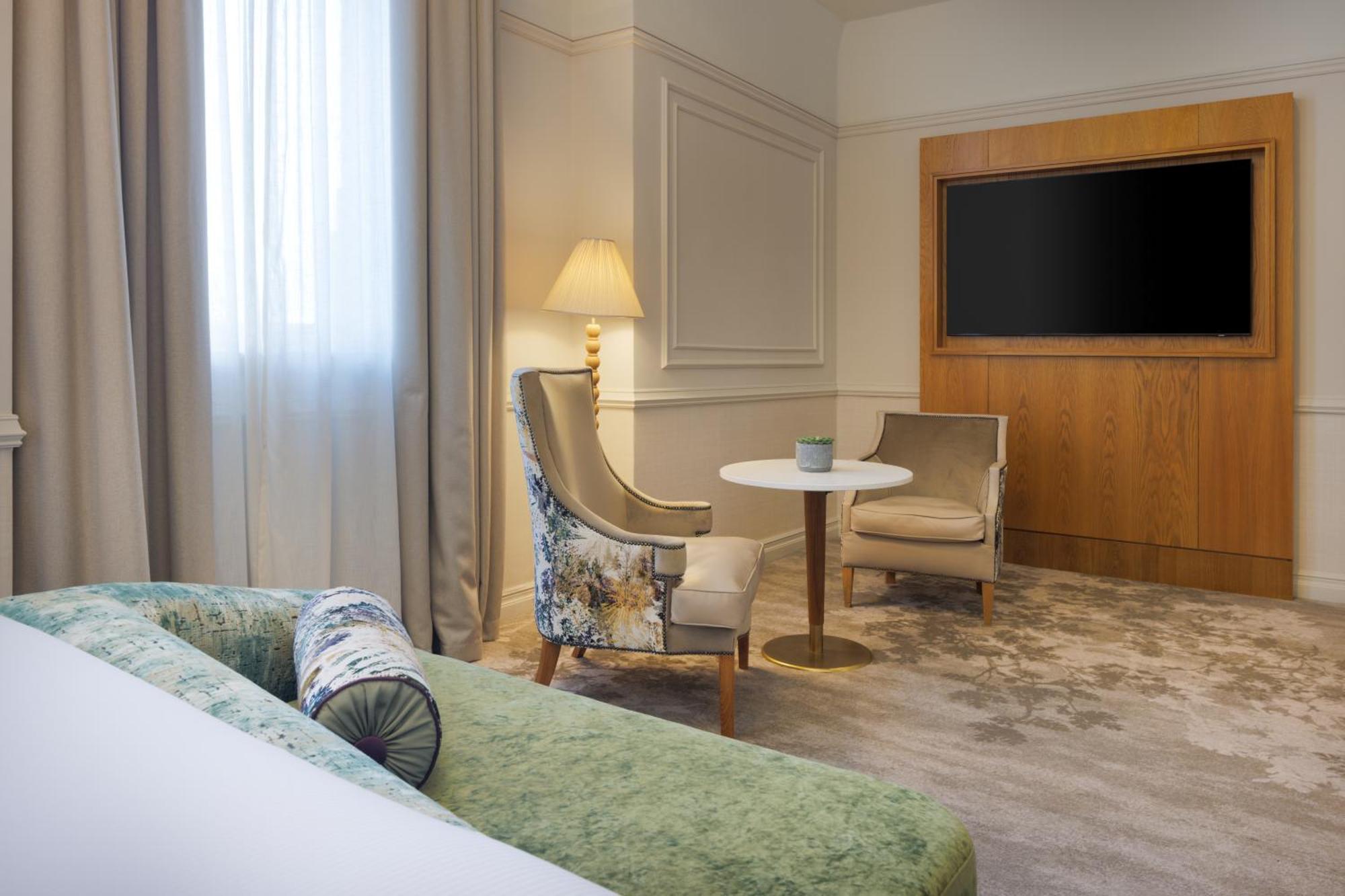 Premier King Room