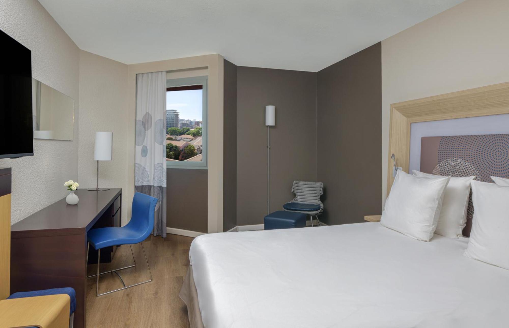 Standard Double Room City View