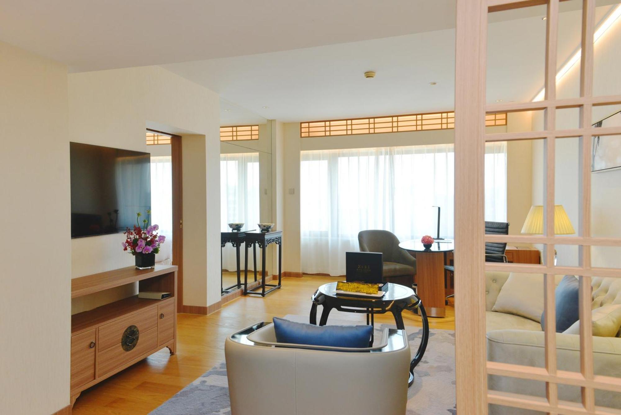 Kapok King Bed suite