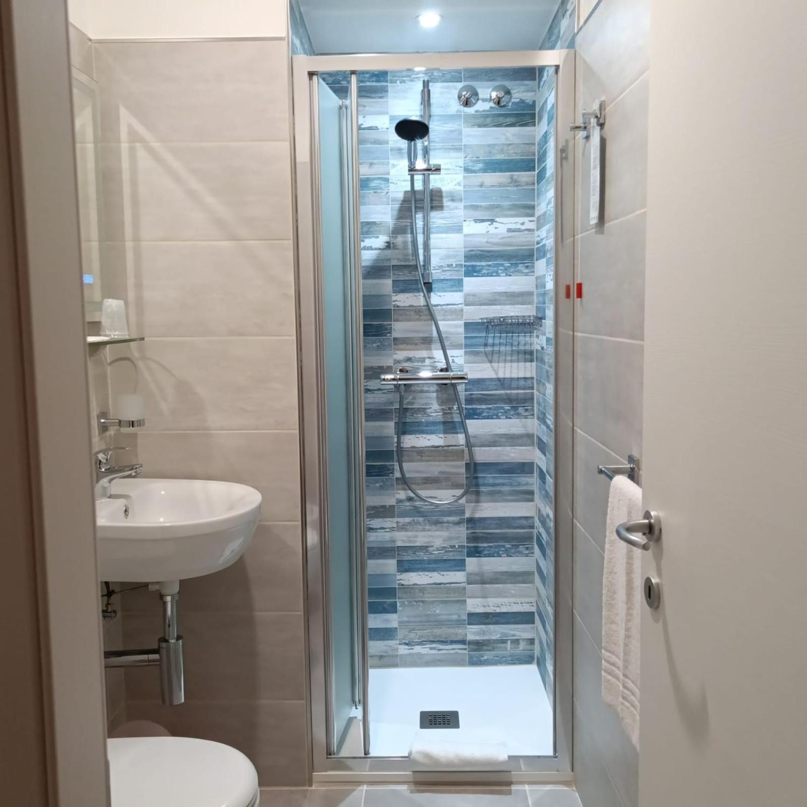 Double Room with Sea View,1652758352:JPEG