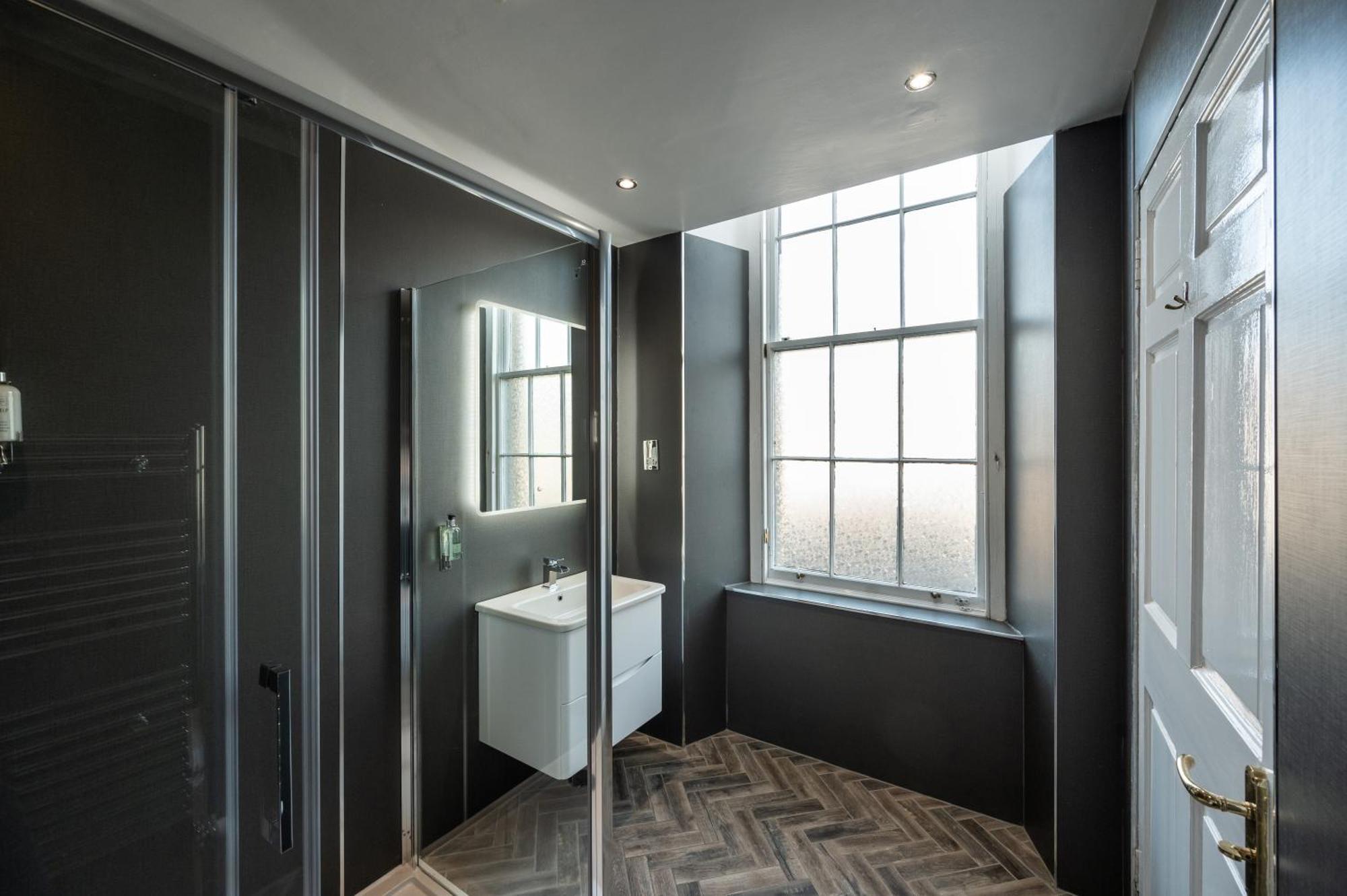 Deluxe Double Room Shower 2nd Floor