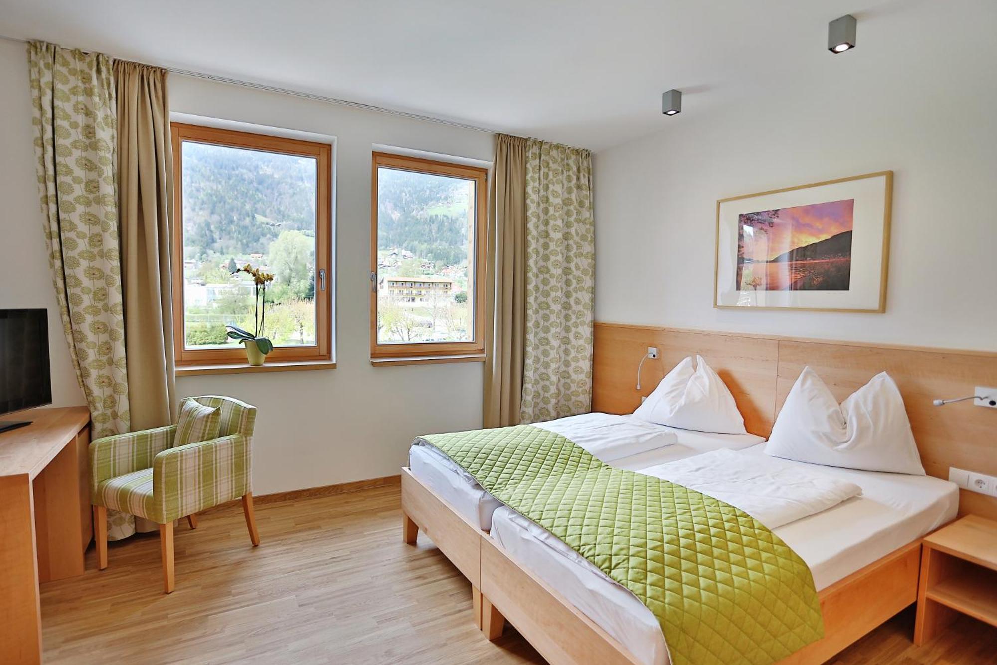 Double Room Mountain View