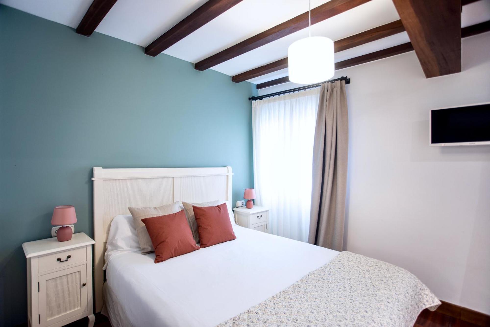 Double Room Mountain View