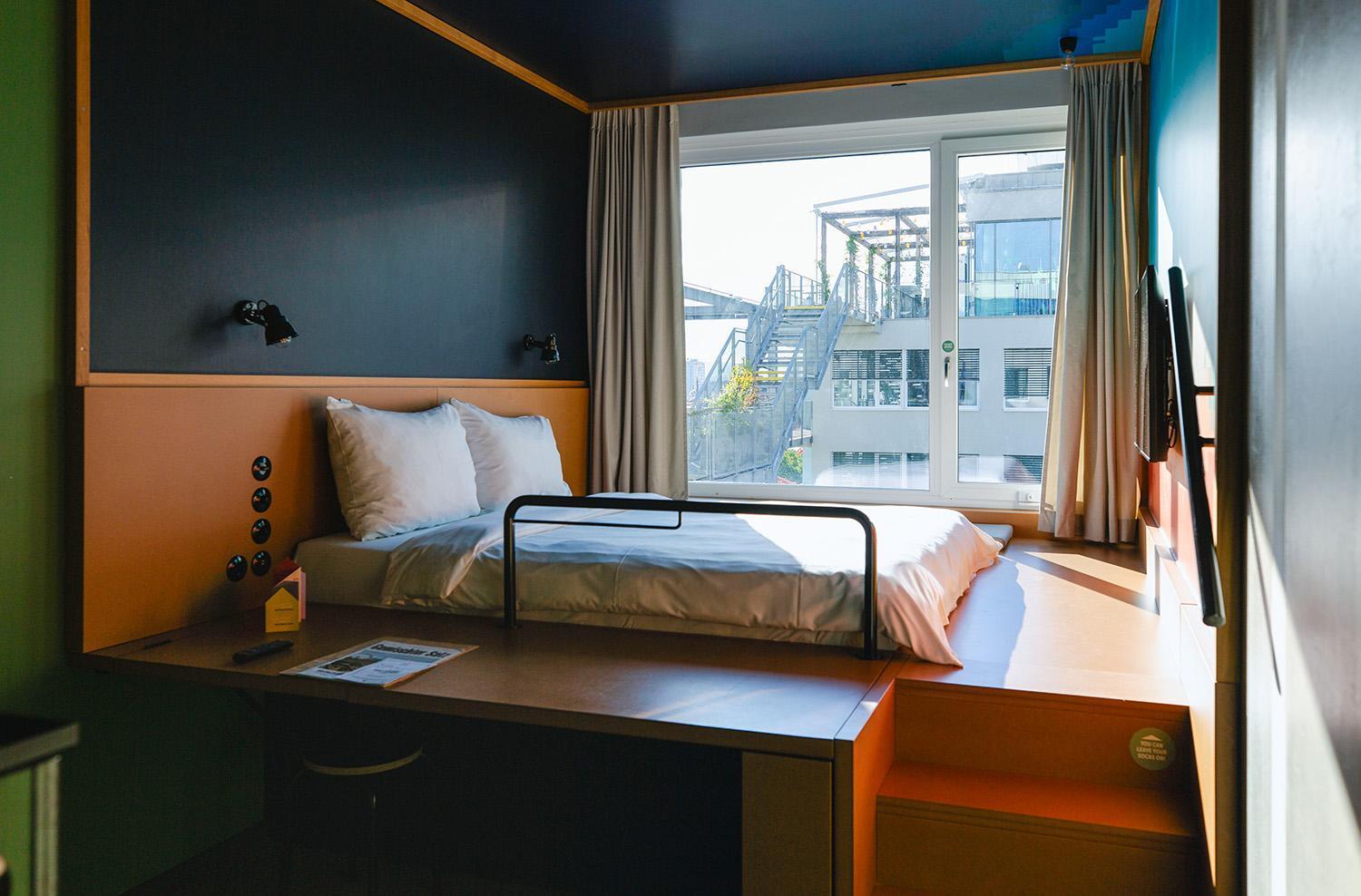 Double Room Cube