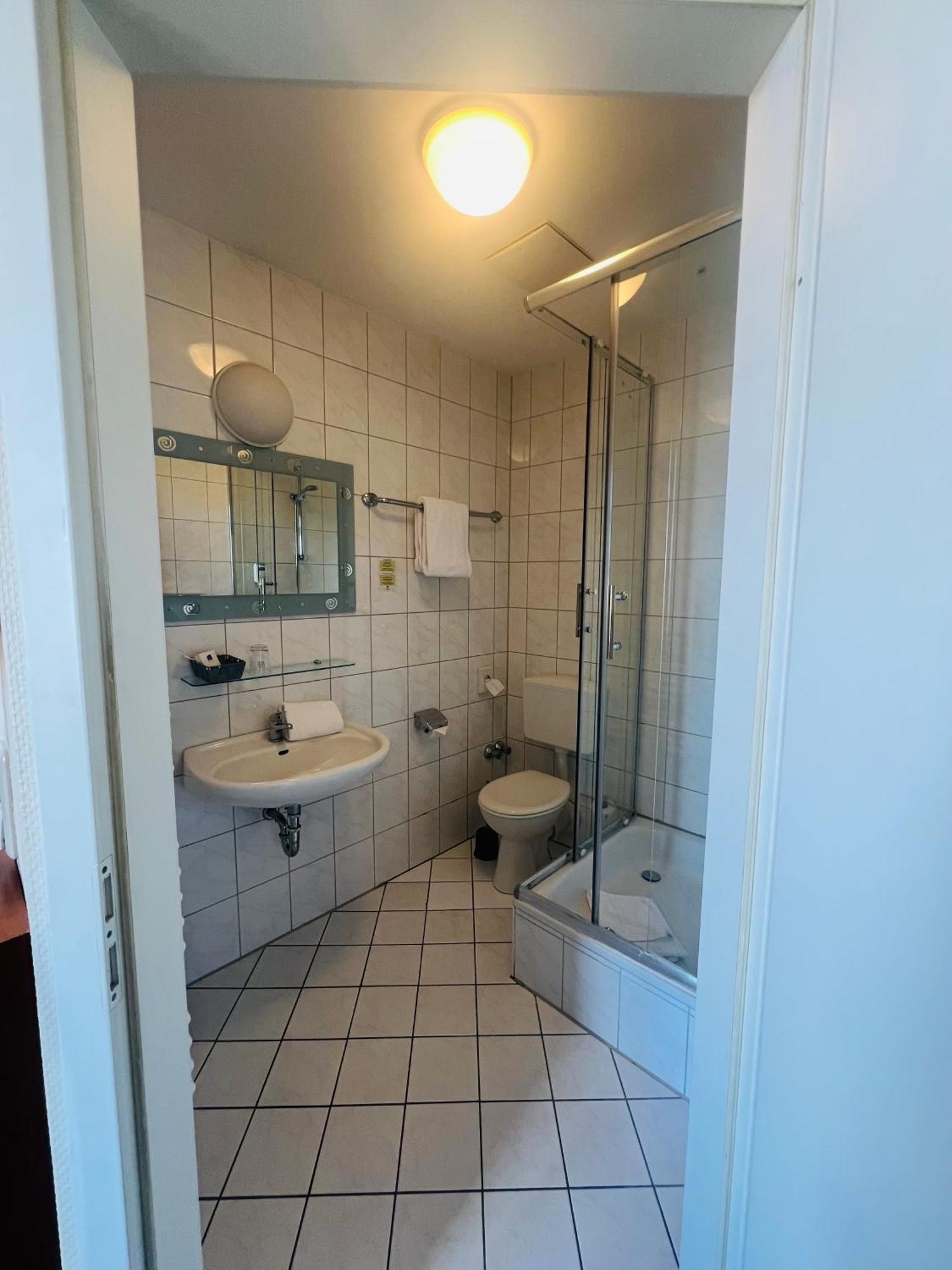 Standard Single Room