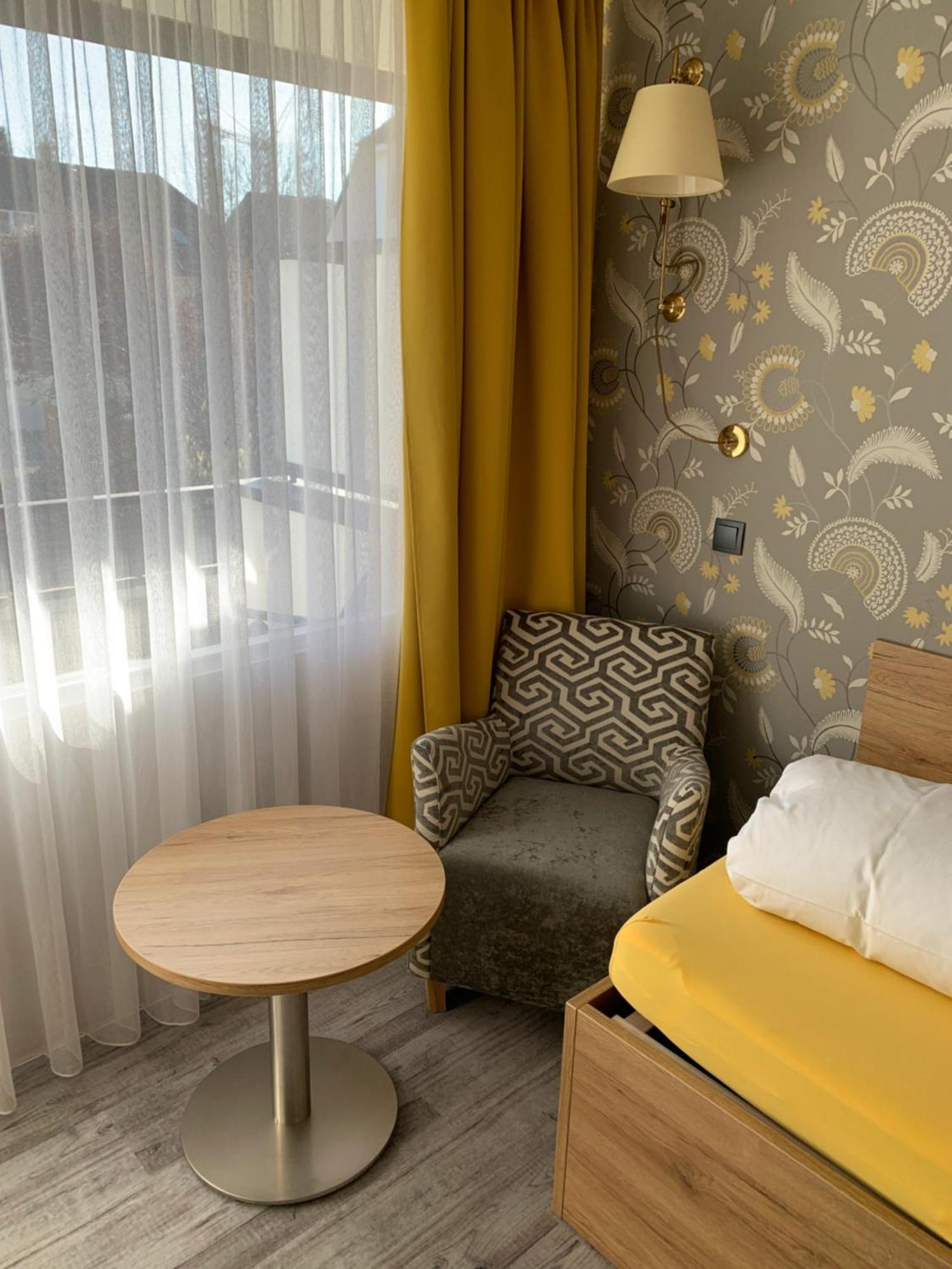 Single Room Balcony