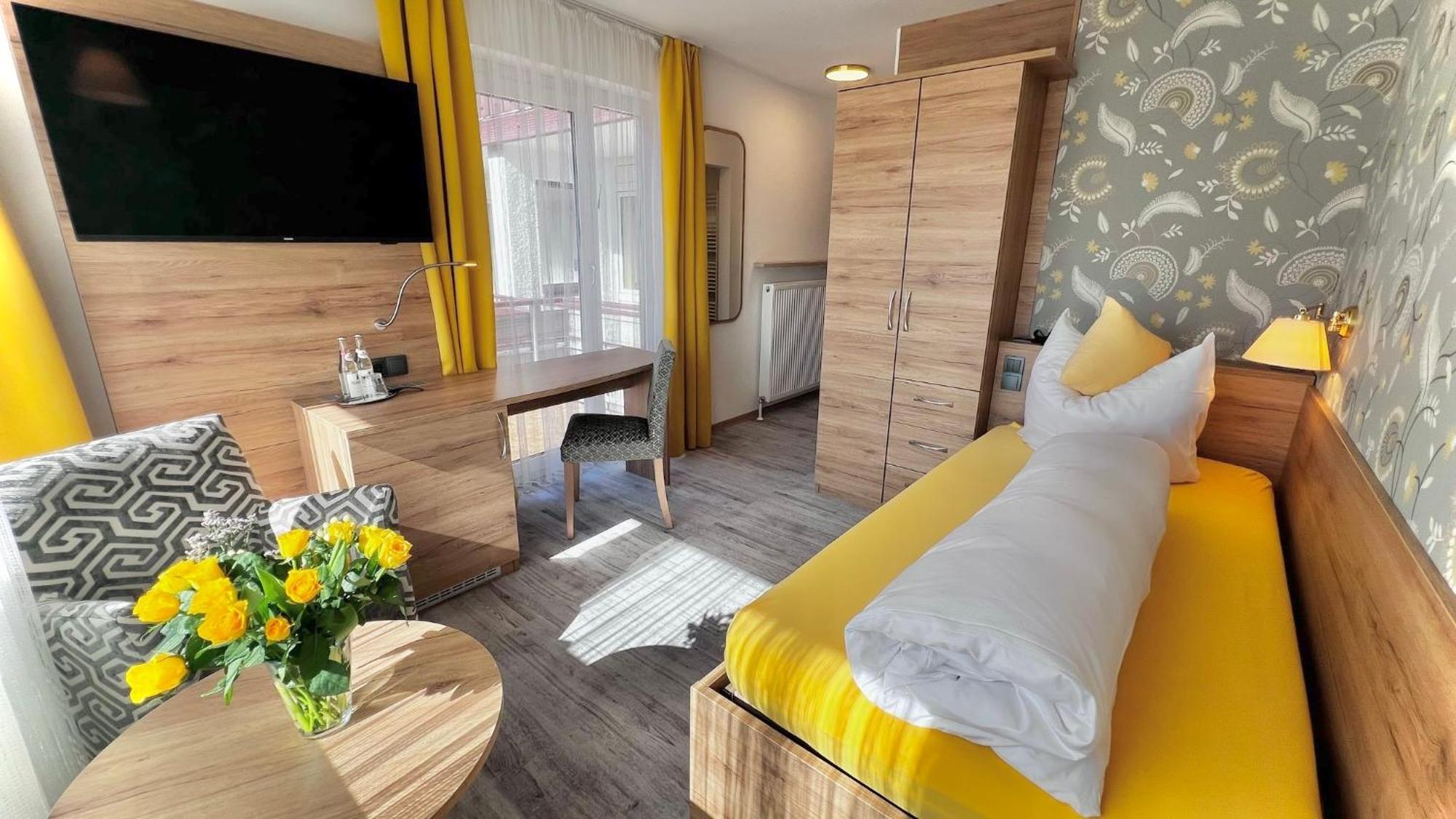 Single Room Balcony