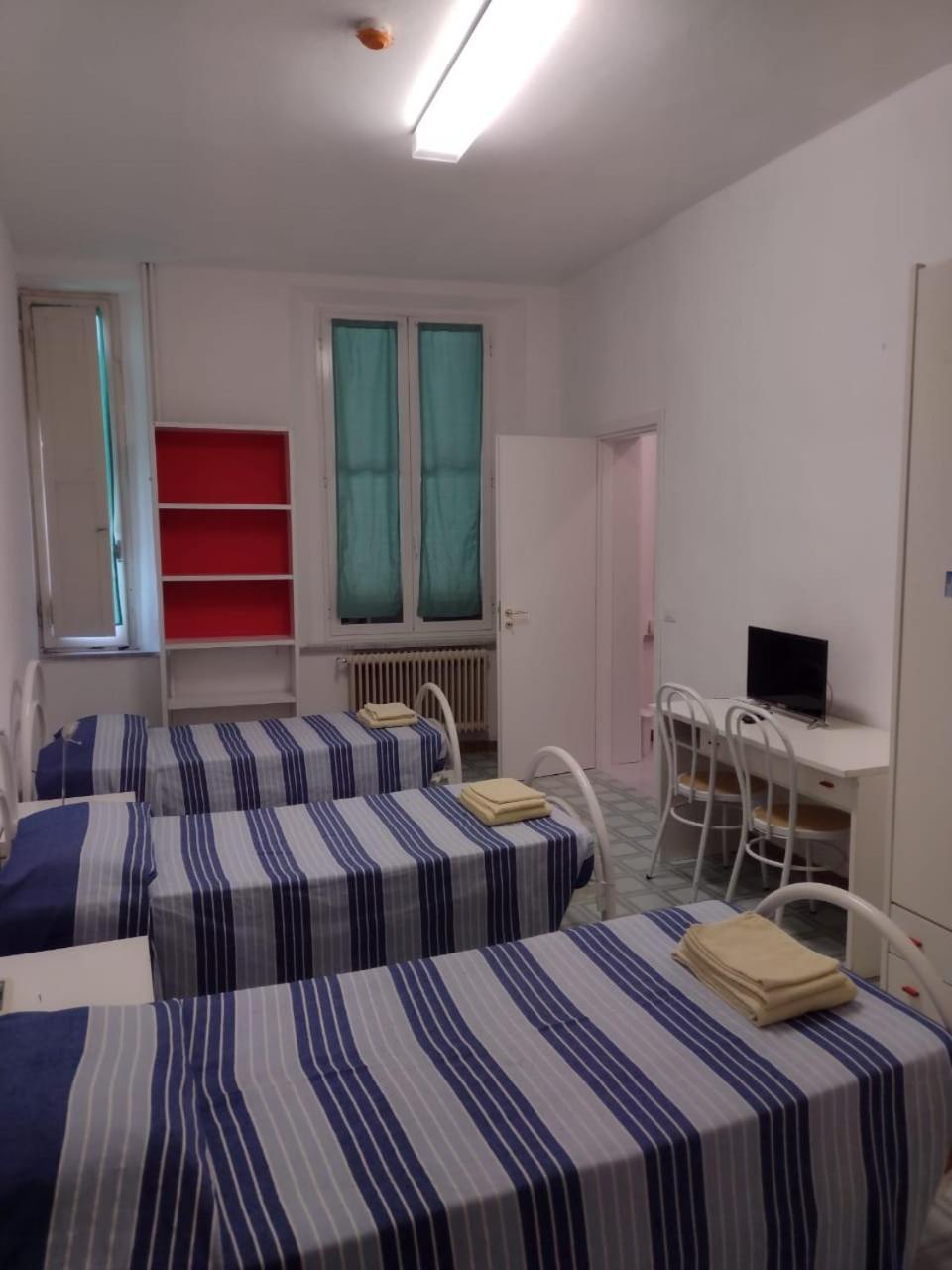 Triple Room Private Bathroom