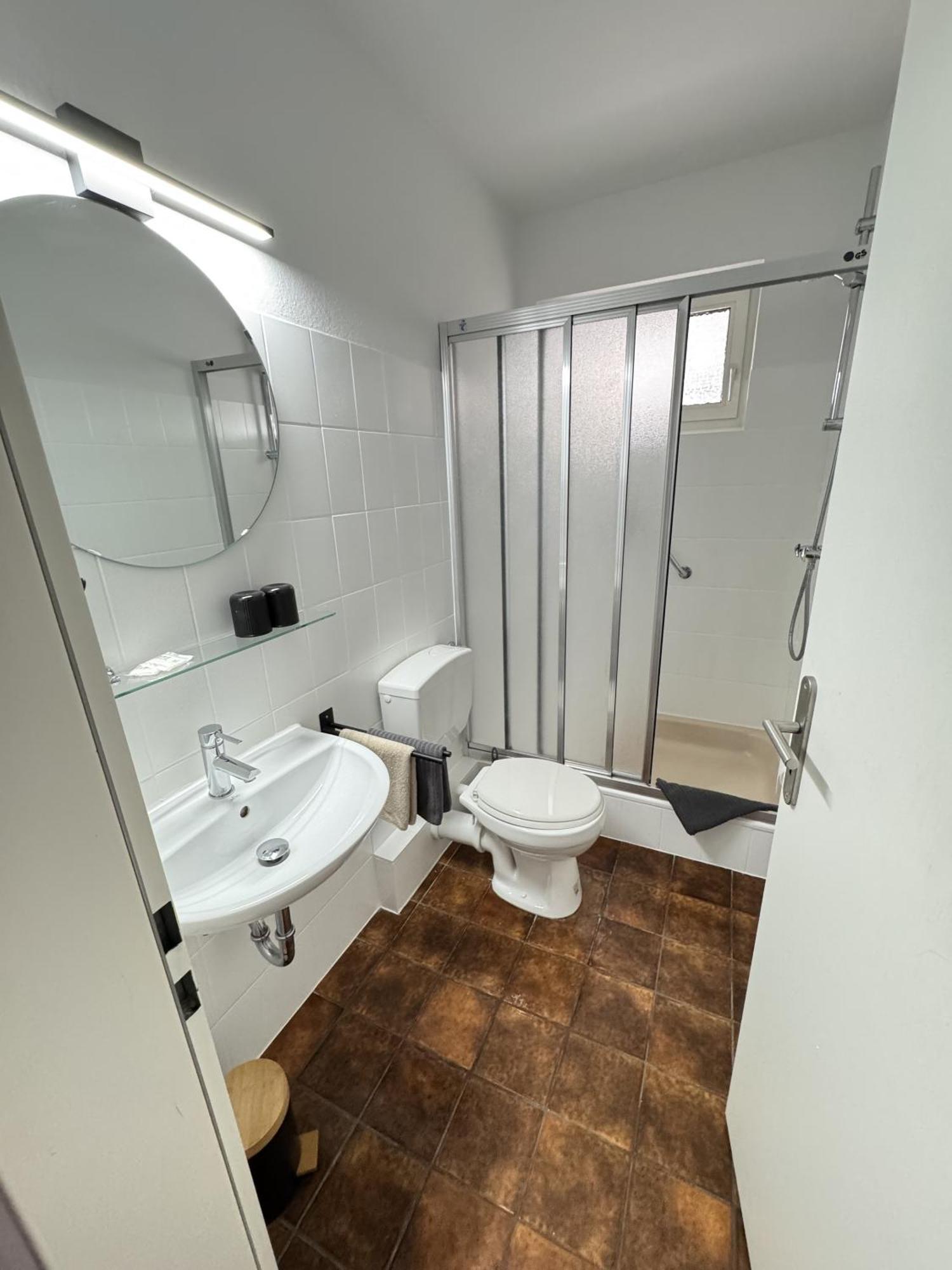 Economy Single Room