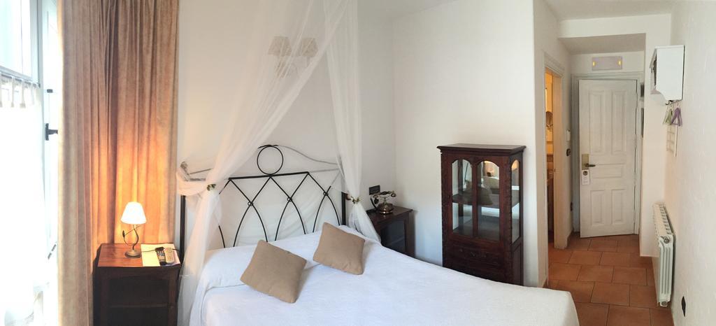 Habitación Doble Pequeña