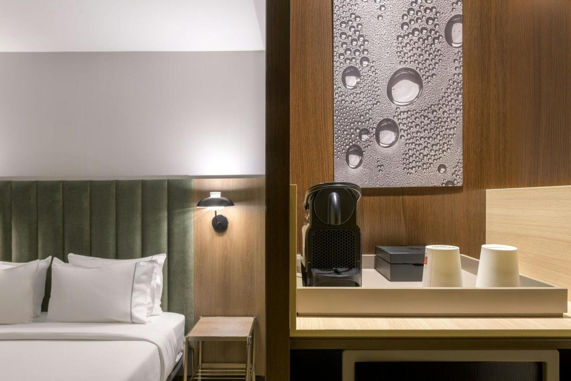 Standard Plus King Room