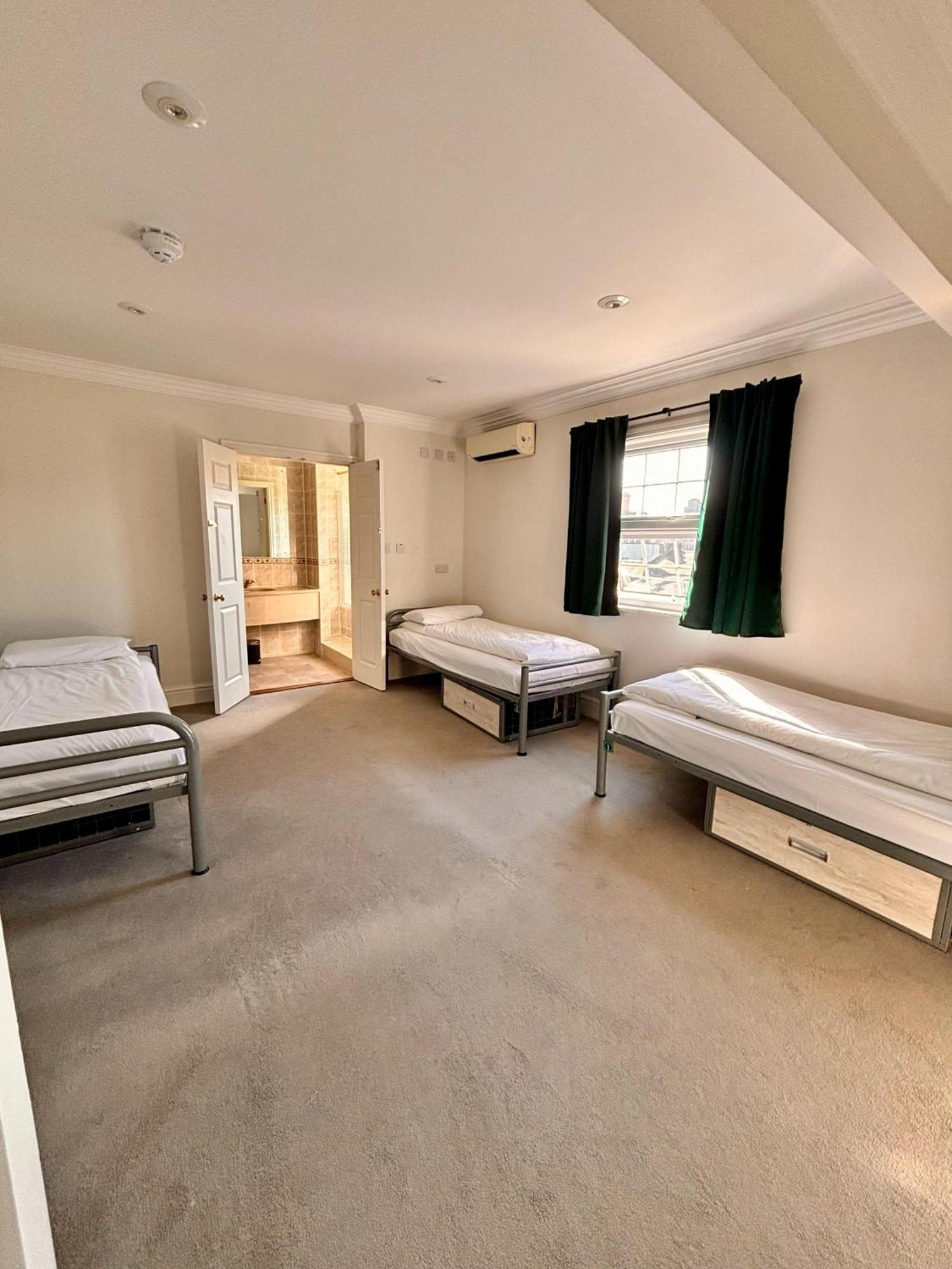 Budget Triple Room