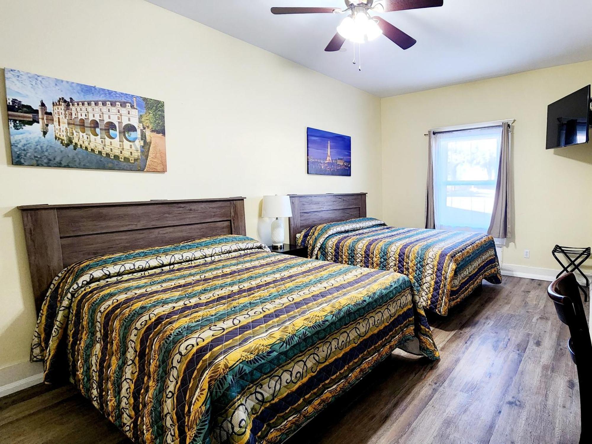 Queen Room Two Queen Beds