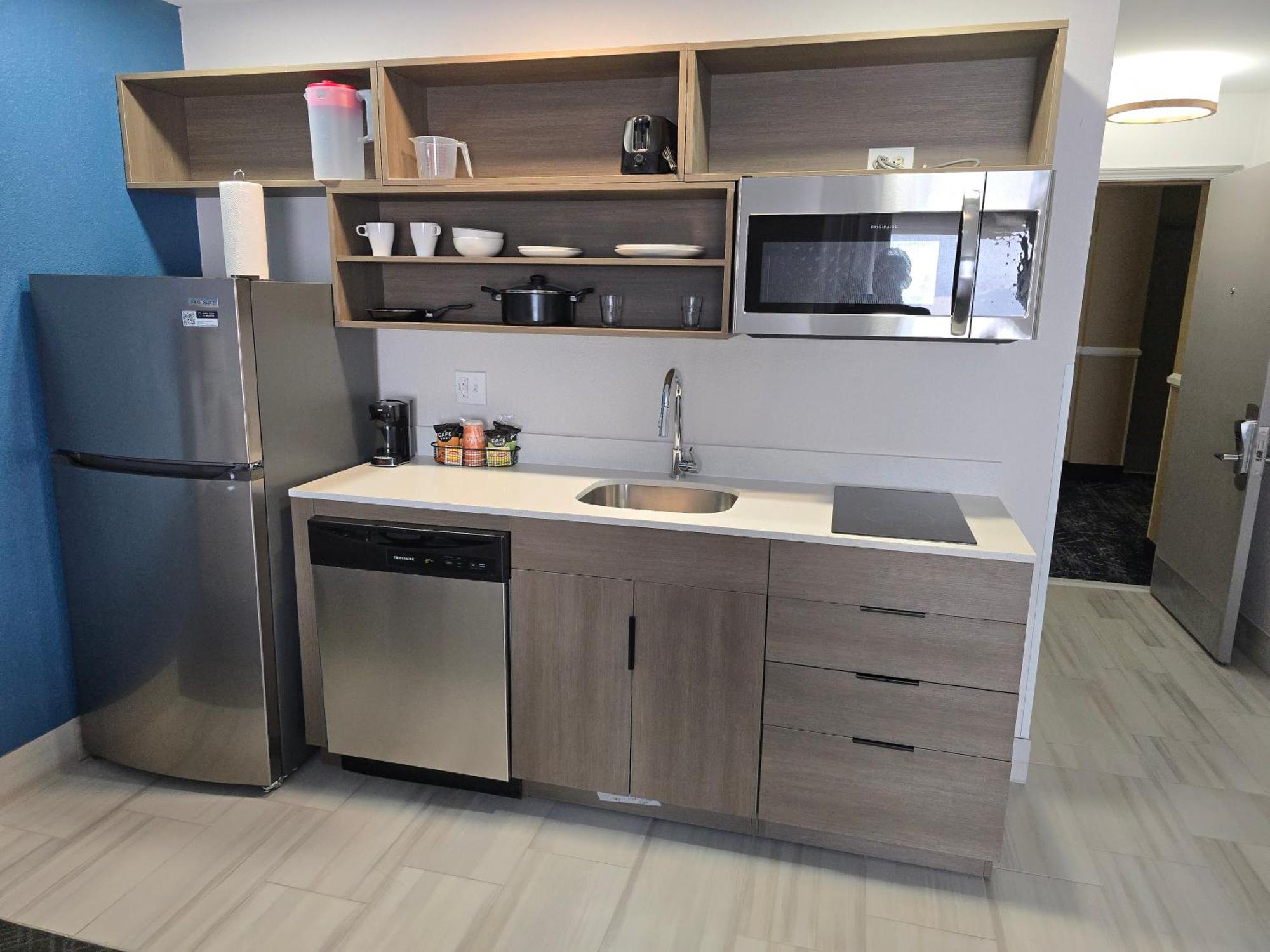 King Room with Kitchenette