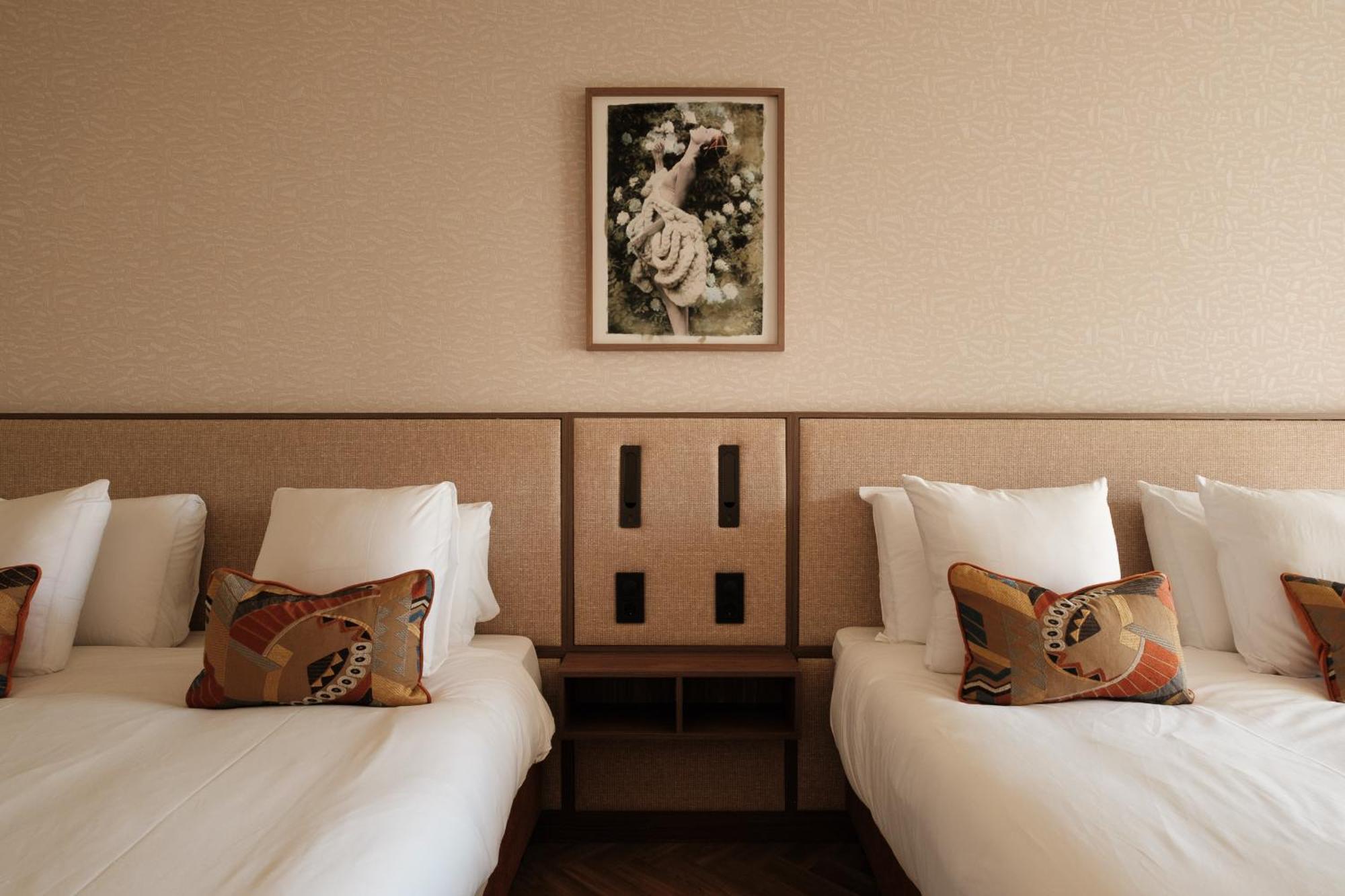 Comfy Quad Room