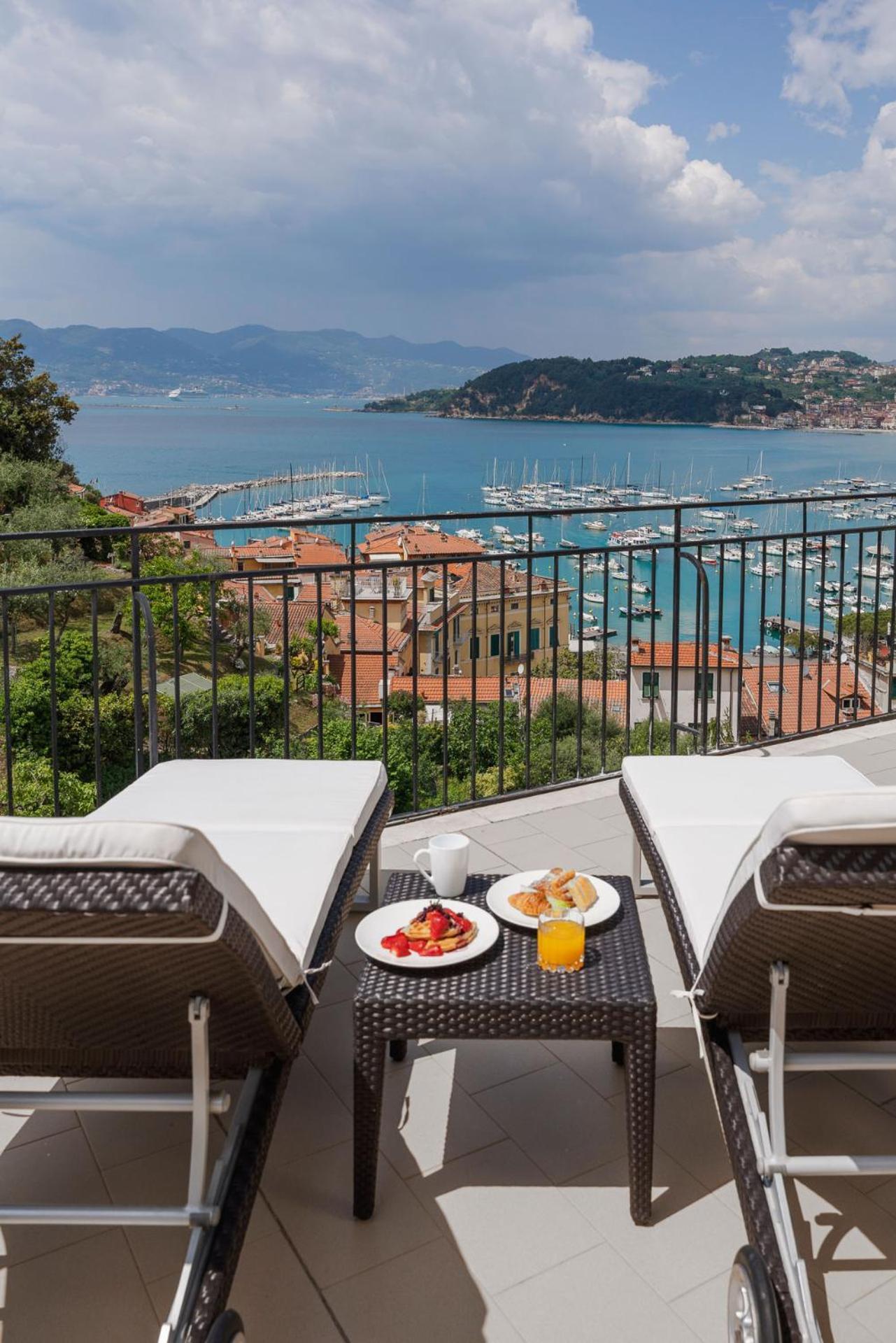 Deluxe Double Room Balcony Sea View