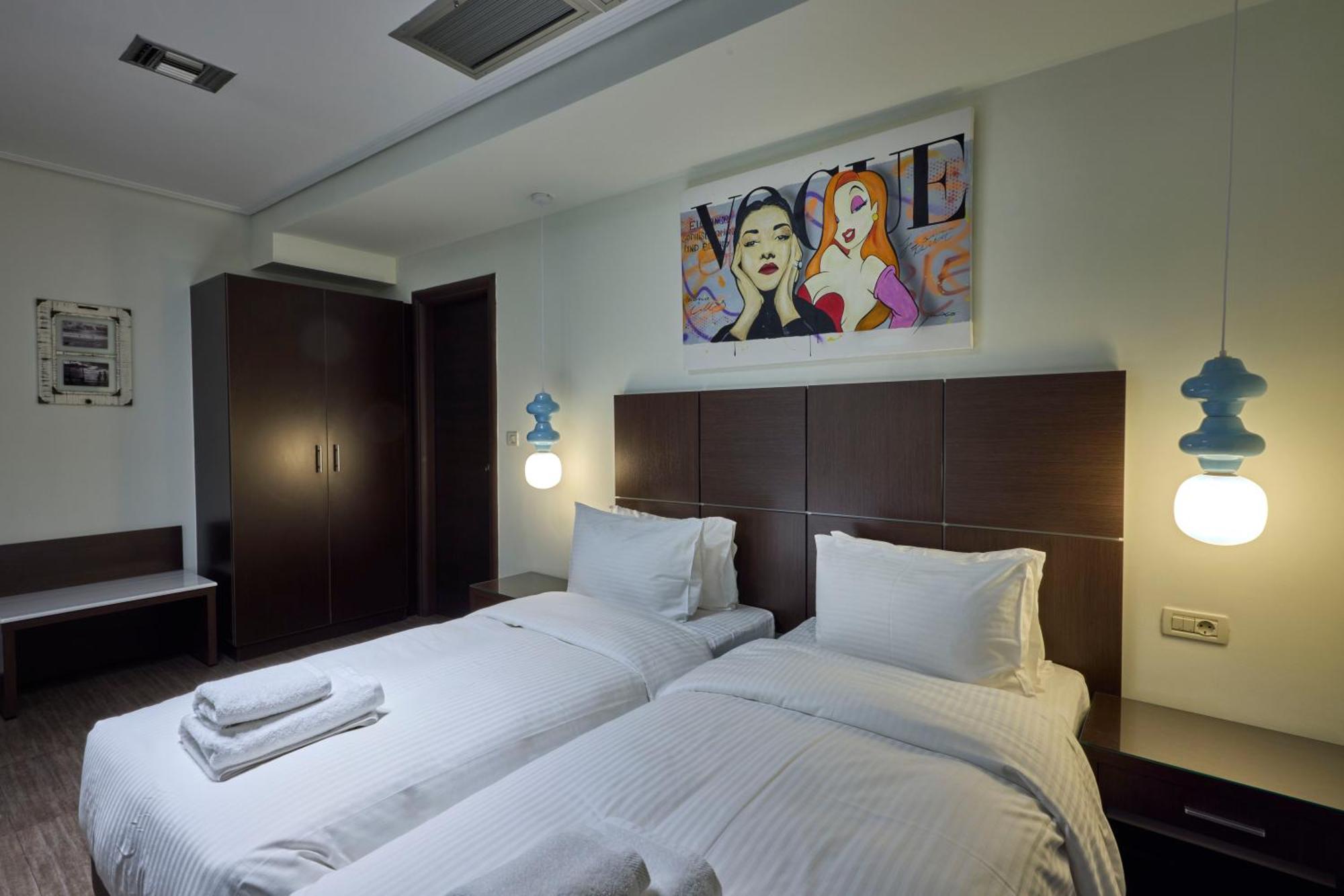 Standard Twin Room