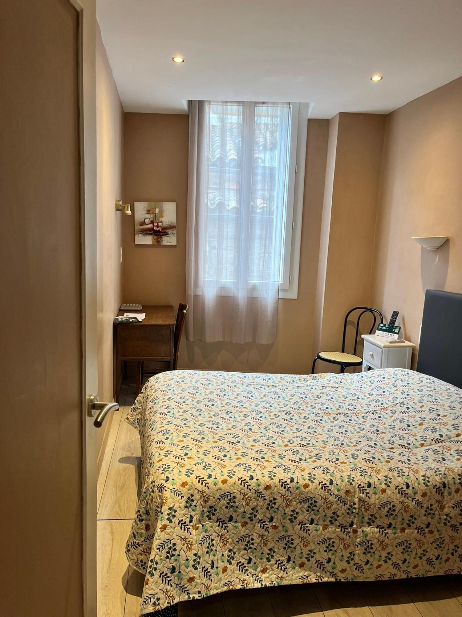 Double Room,1655274994:JPEG