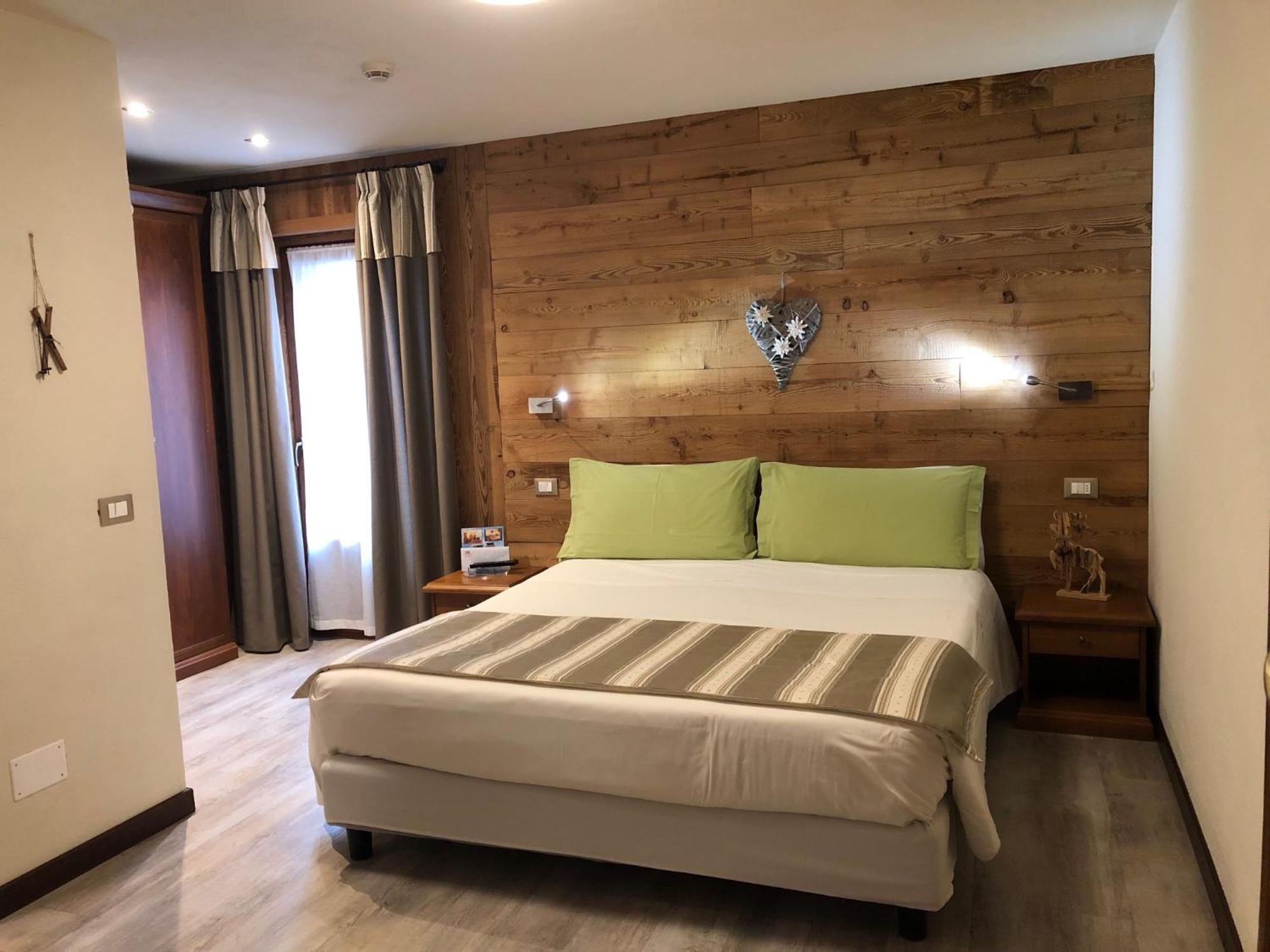 Deluxe Double Room Balcony