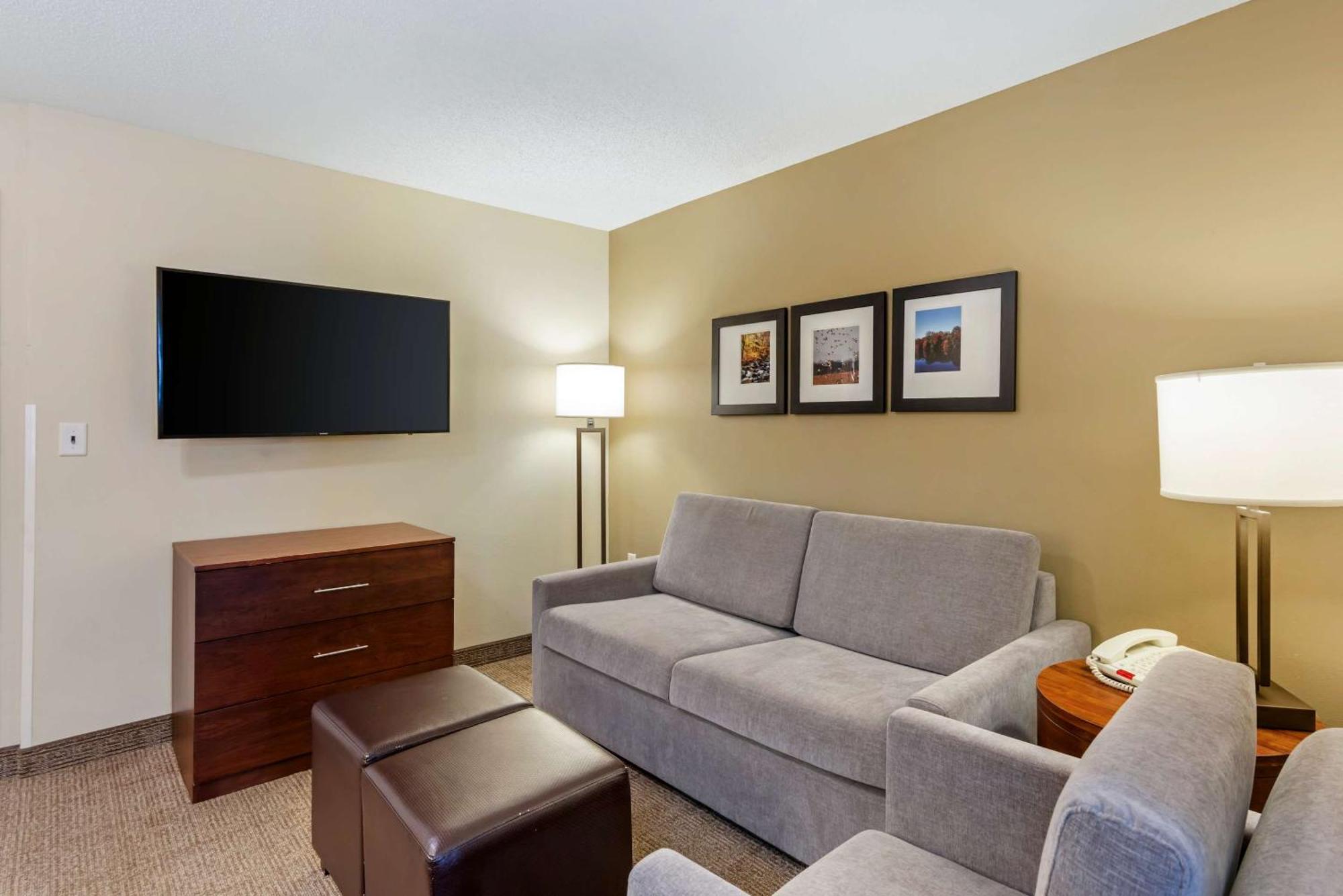 Suite with Two Queen Beds - Accessible/Non-Smoking