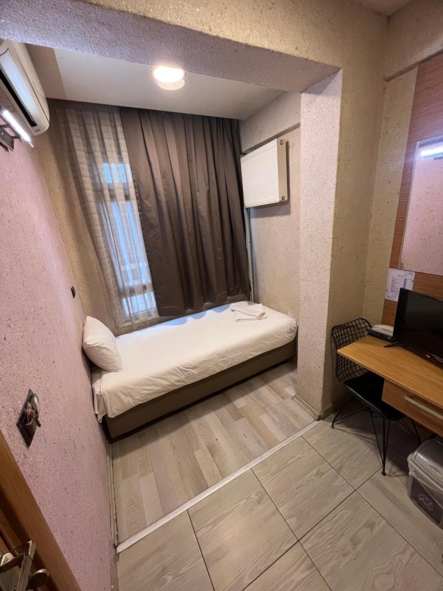 Economy Single Room