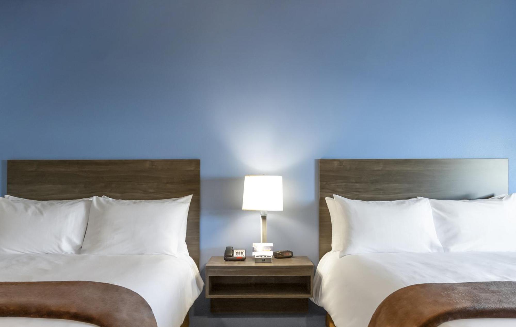 Queen Room Two Queen Beds