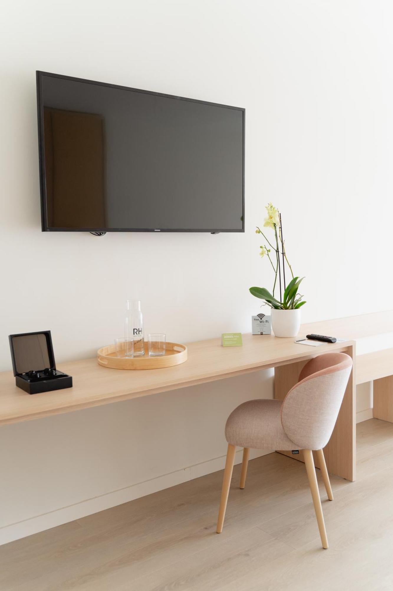 Double or Twin Room Terrace