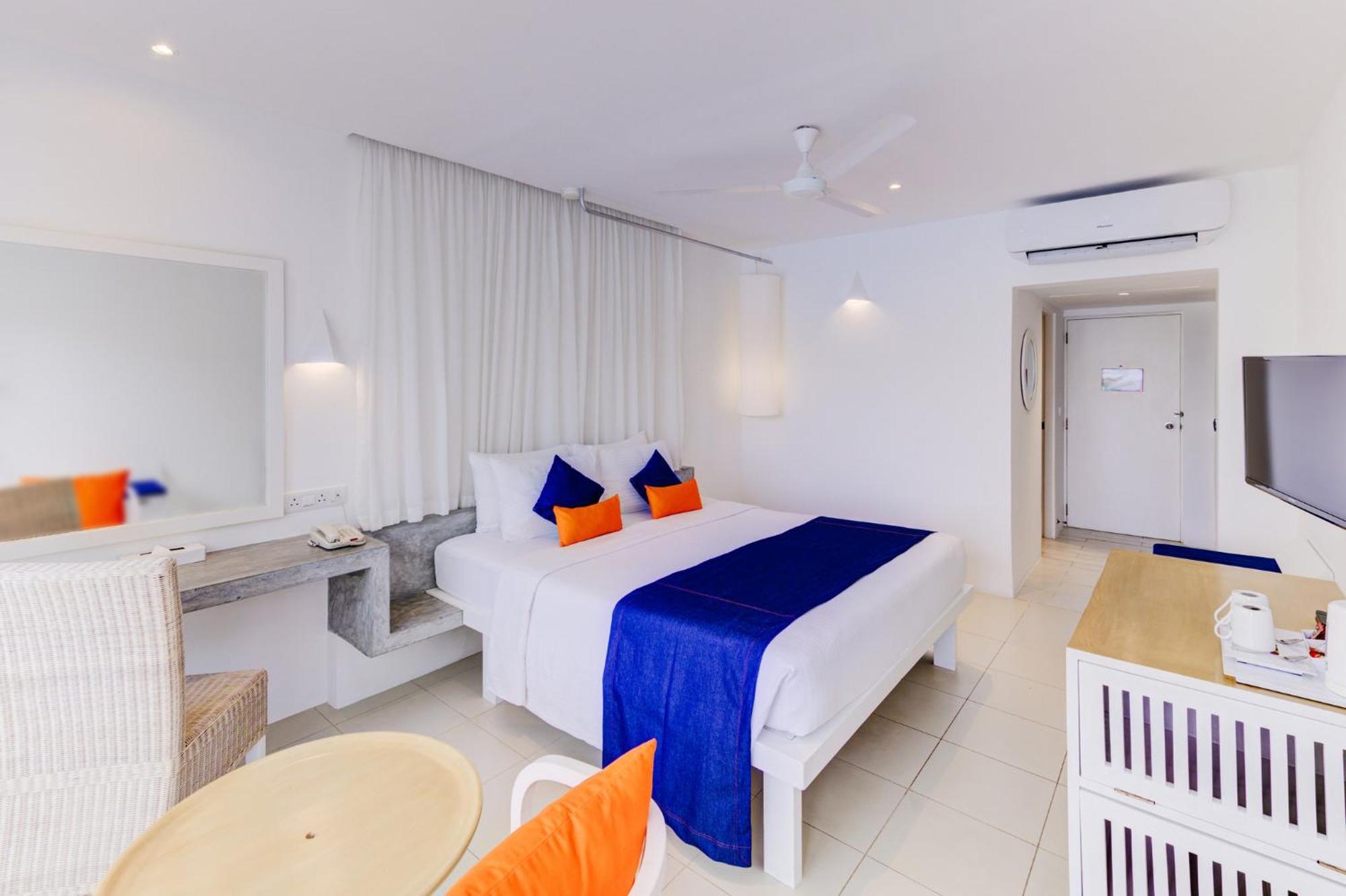 Superior Ocean View King Discounts on F&B on Marine Mammal Safari on SPA