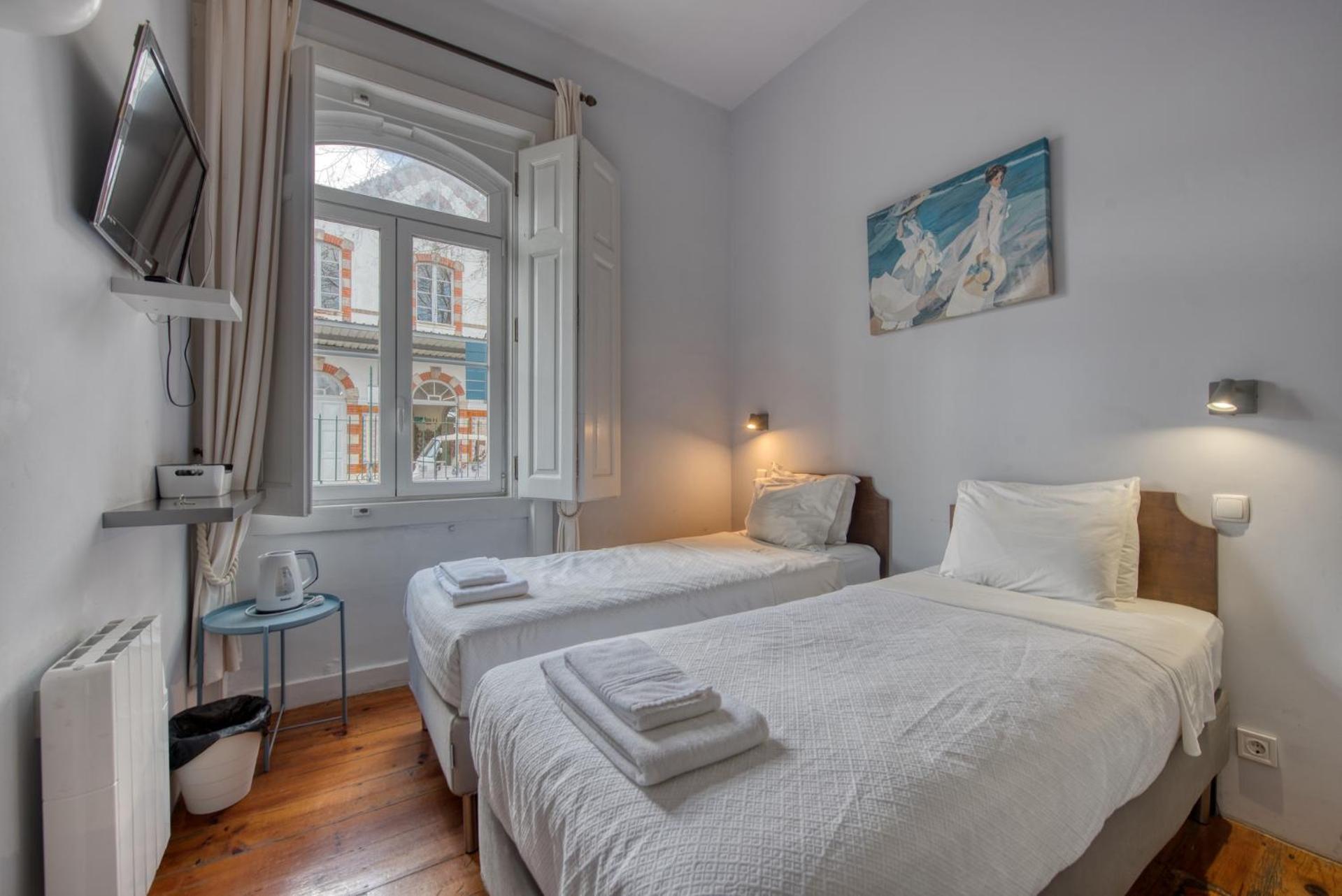 Small Standard Twin Room