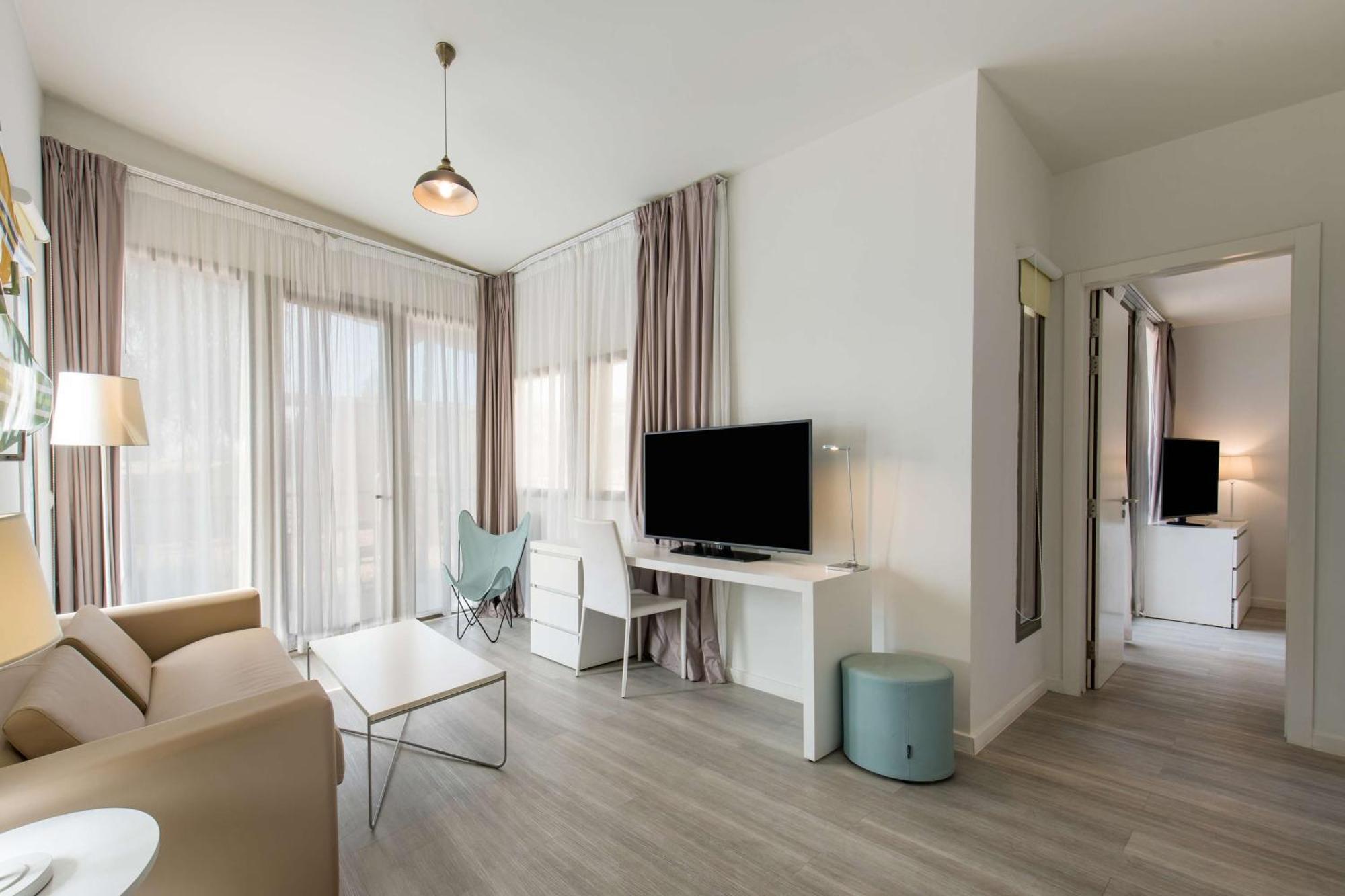 One-Bedroom Bungalow Suite Terrace