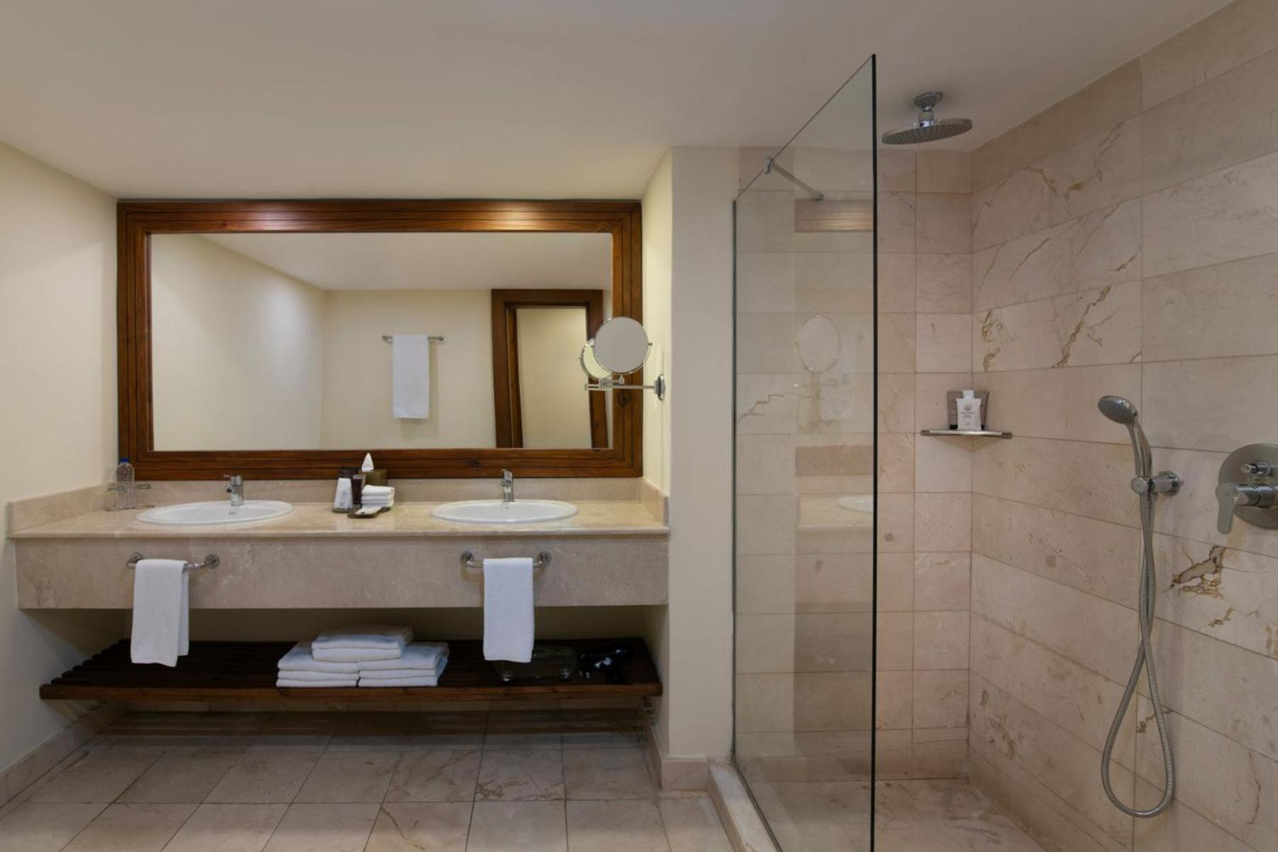 Premium Junior Suite mit Tropenblick