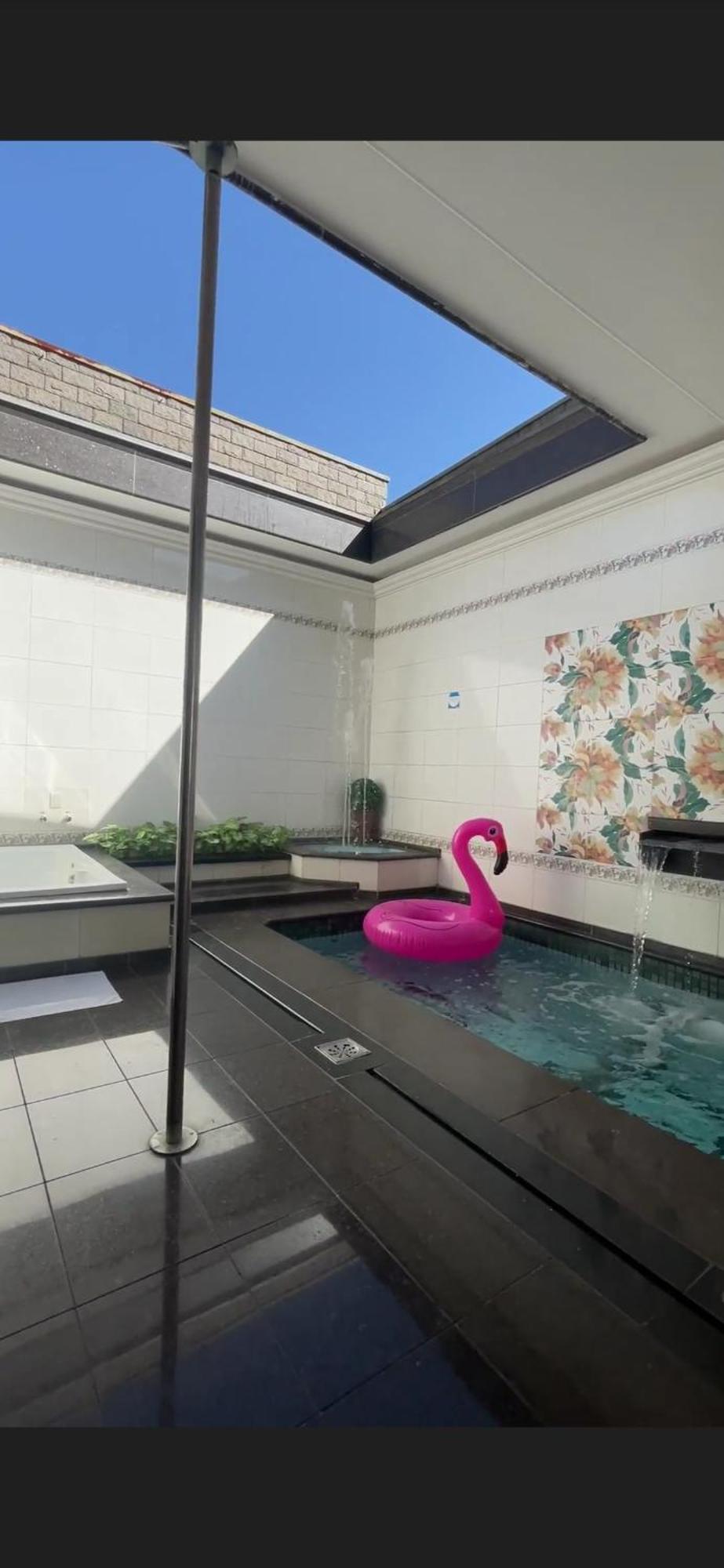 Suite Private Pool
